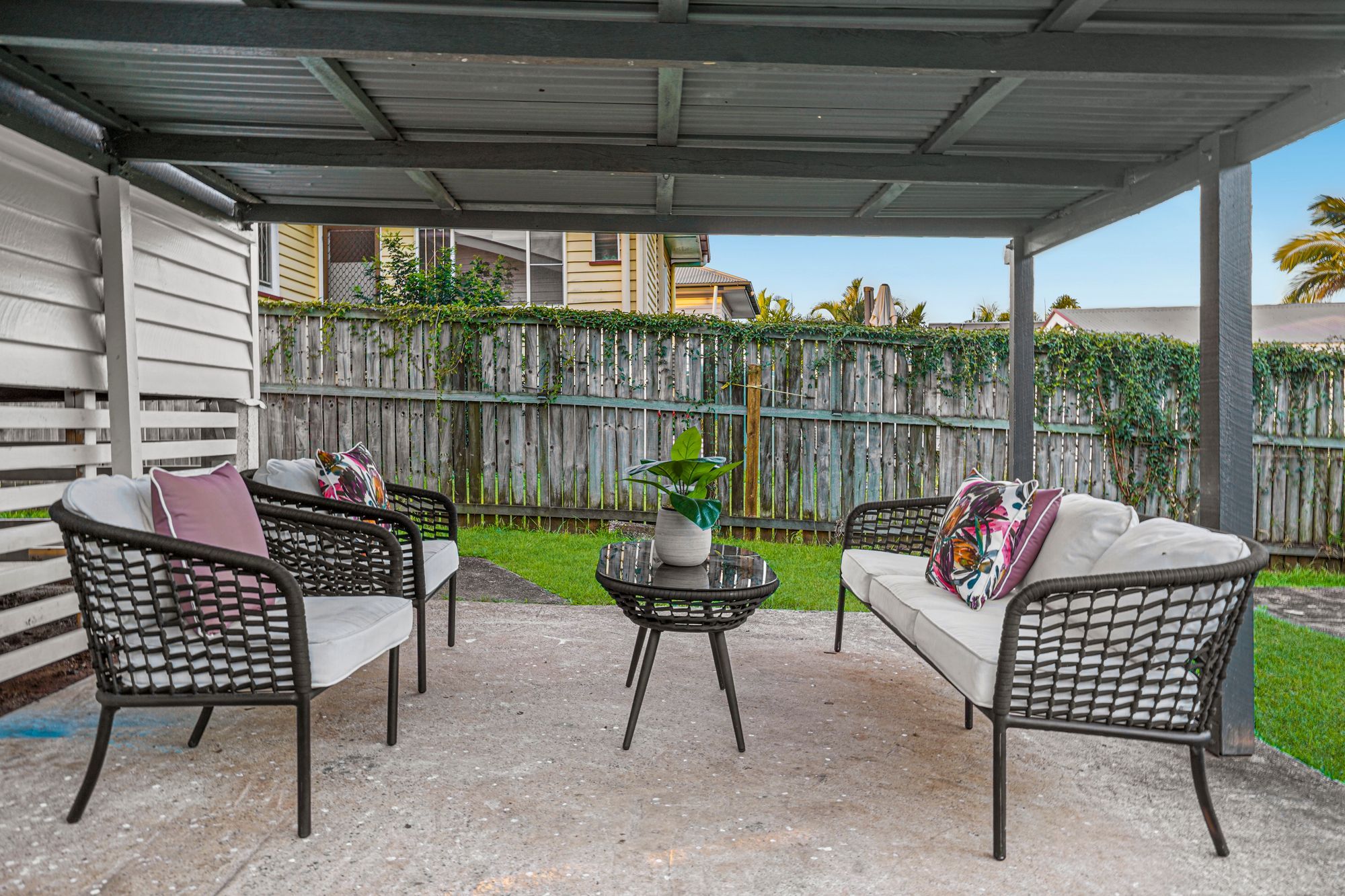 208 Lascelles Street — photo 19 of 28