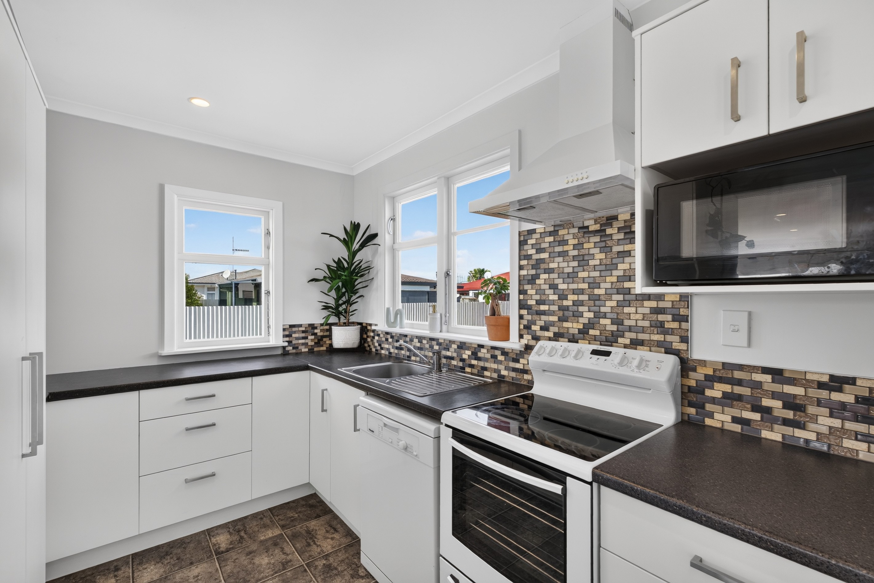 17 Hinton Road, Taradale, Napier City