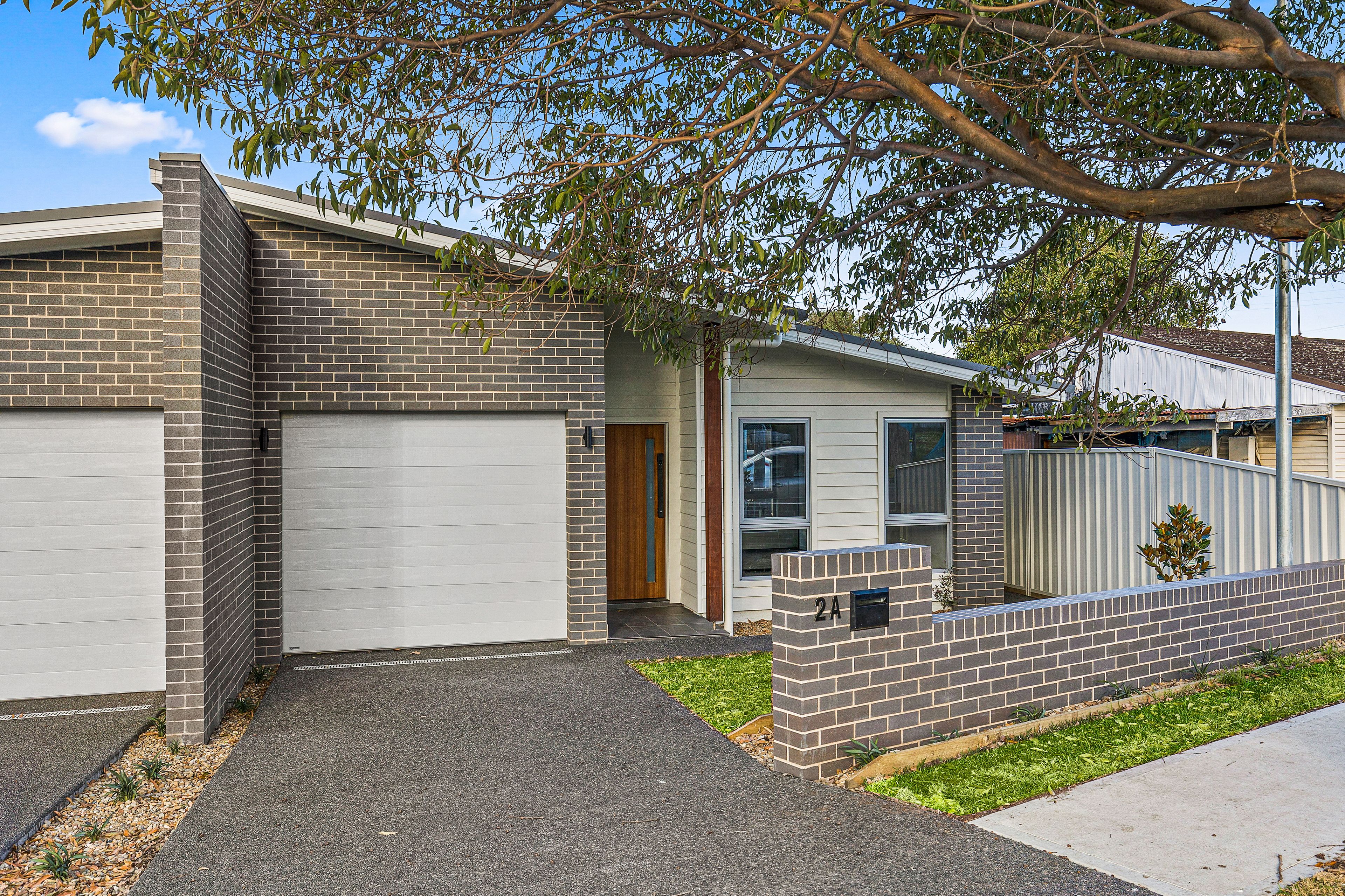 2A Calderwood Road, Albion Park, NSW 2527