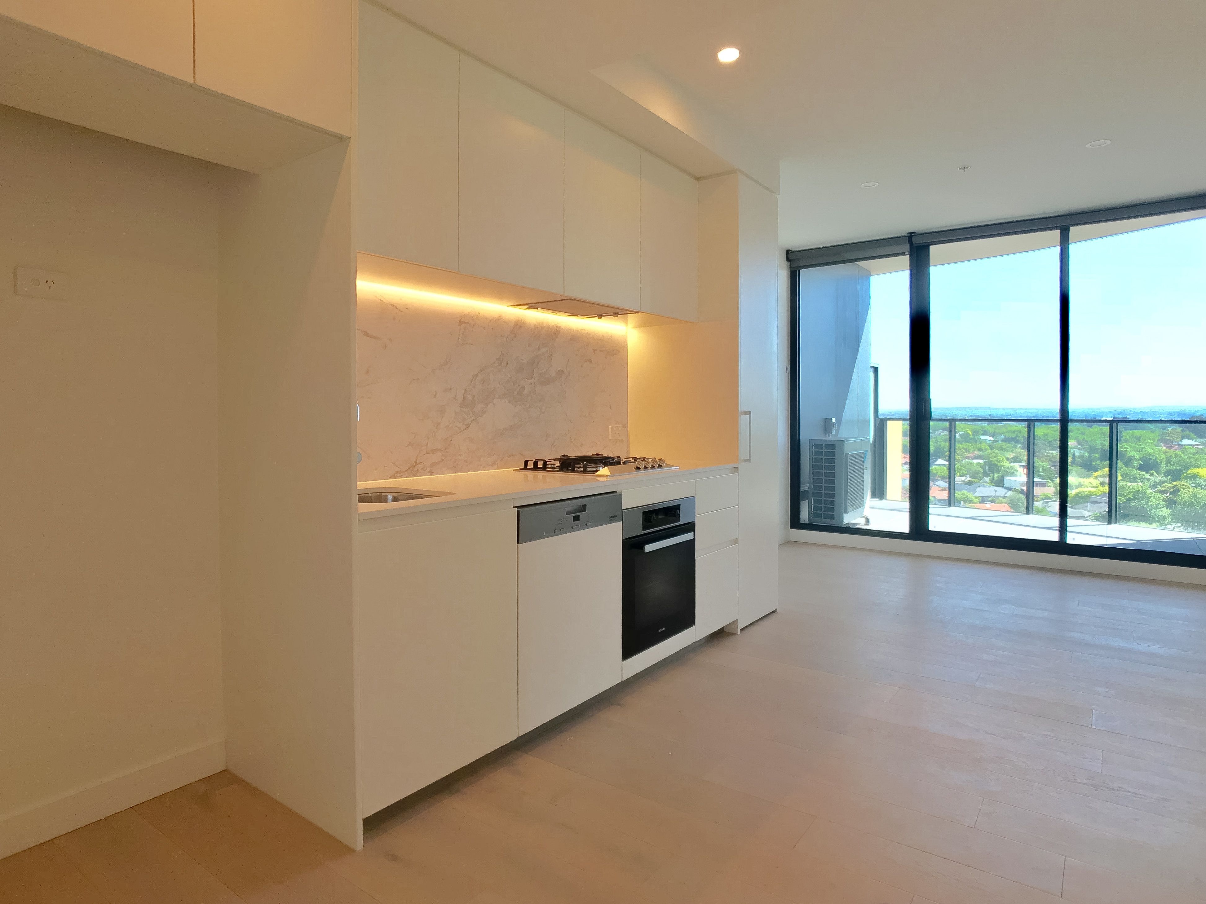 1102/803 Dandenong Road, Malvern East, VIC 3145