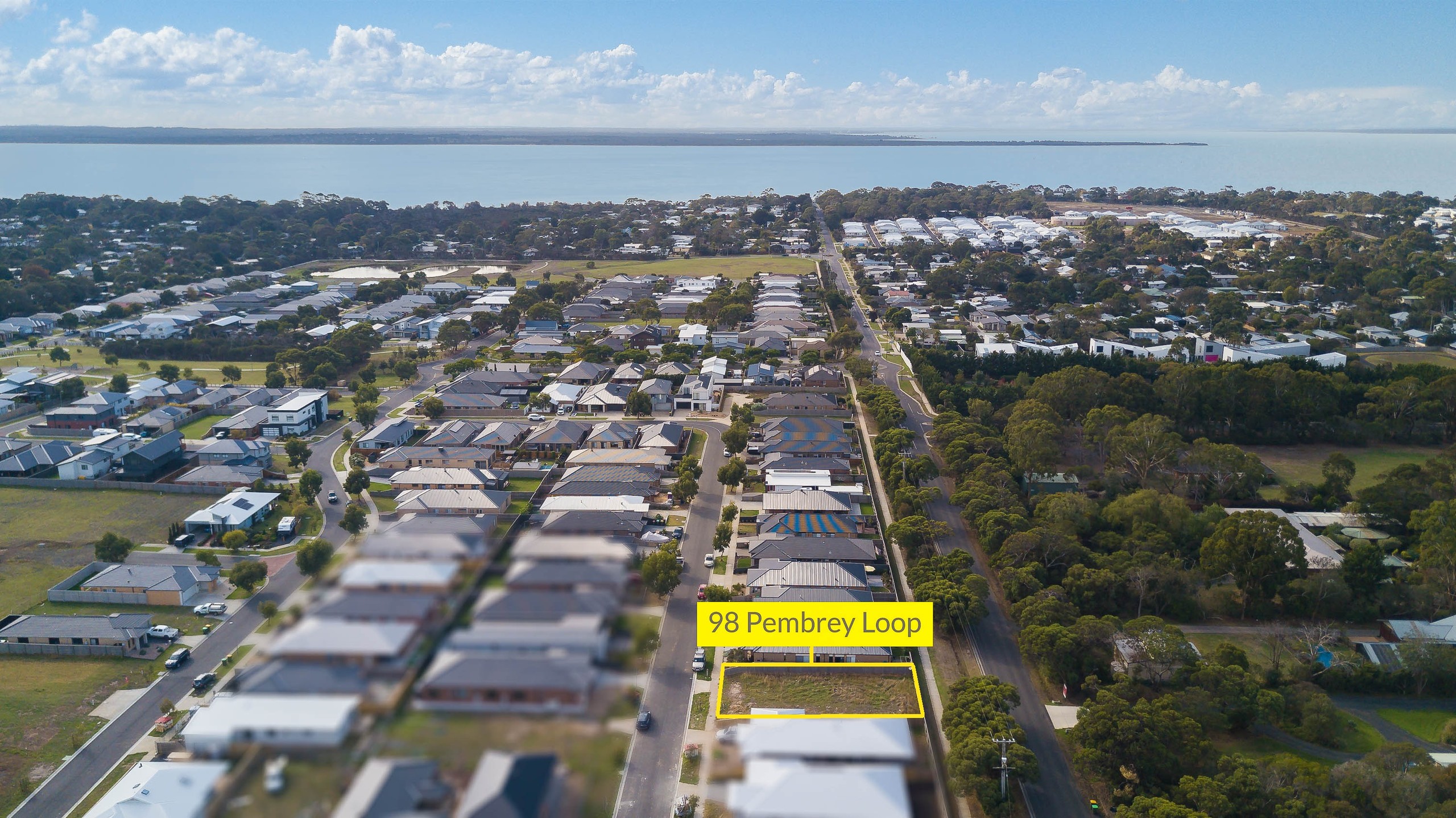 98 Pembrey Loop, Cowes, VIC 3922