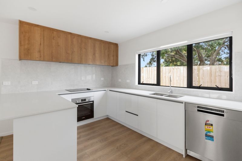 28a McKinstry Avenue, Mangere East, Manukau City