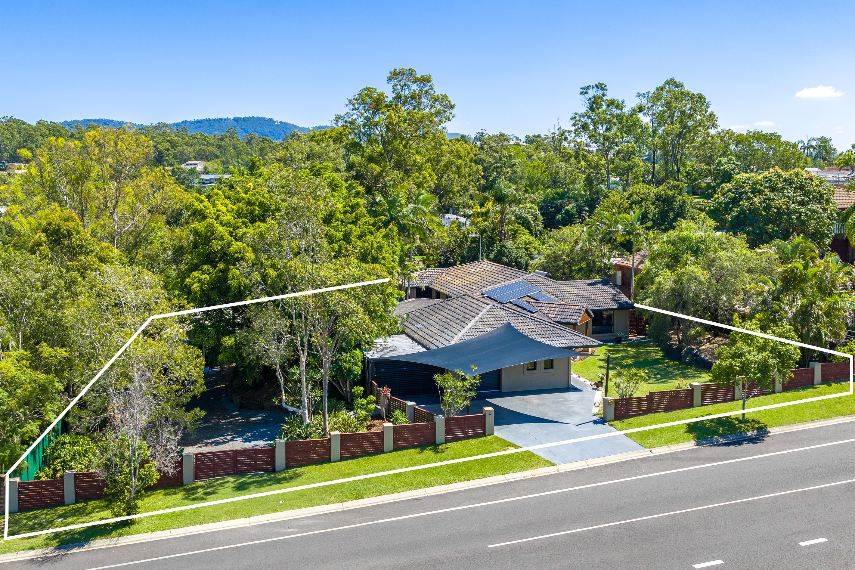 57 California Drive, Oxenford, QLD 4210