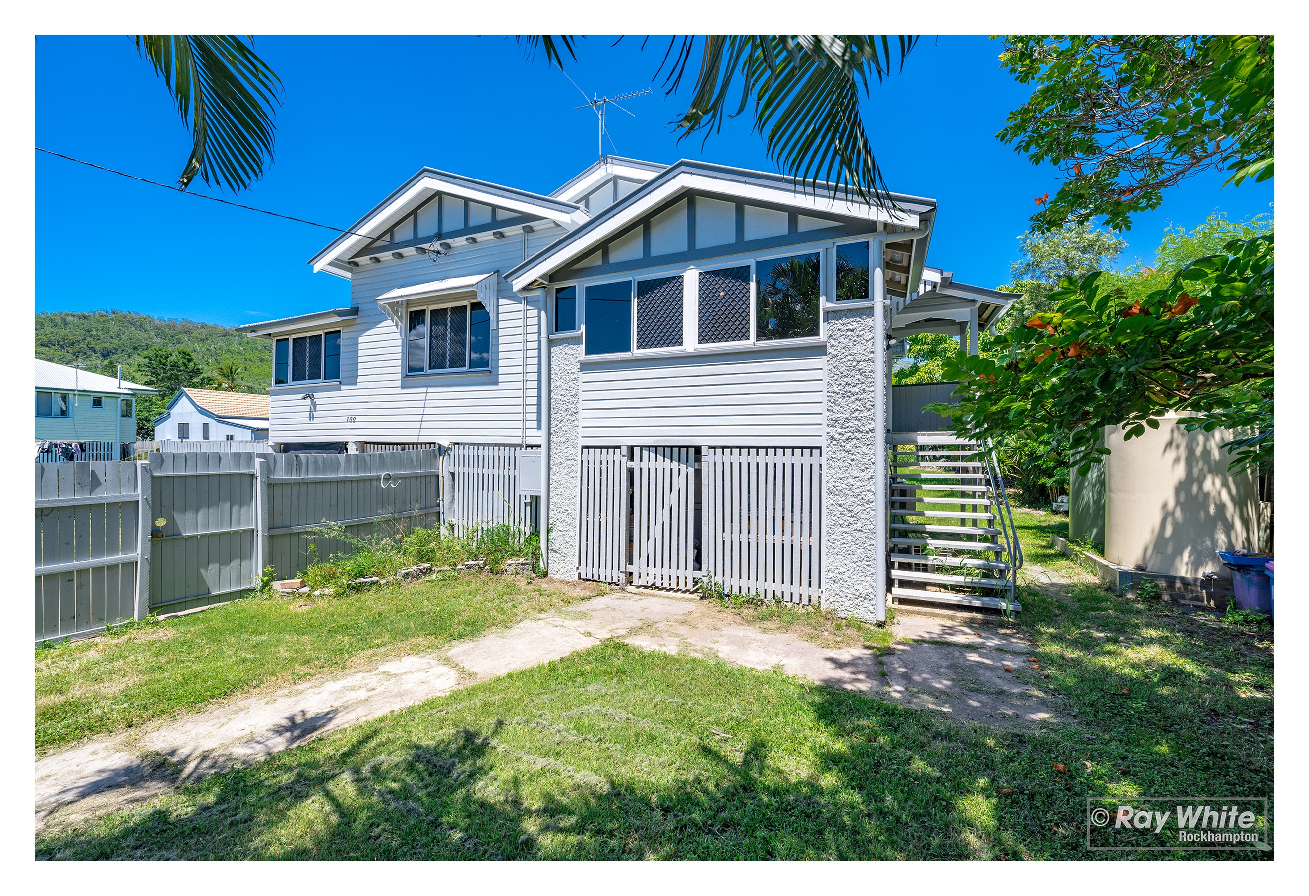 100 Curran Street, Koongal, QLD 4701