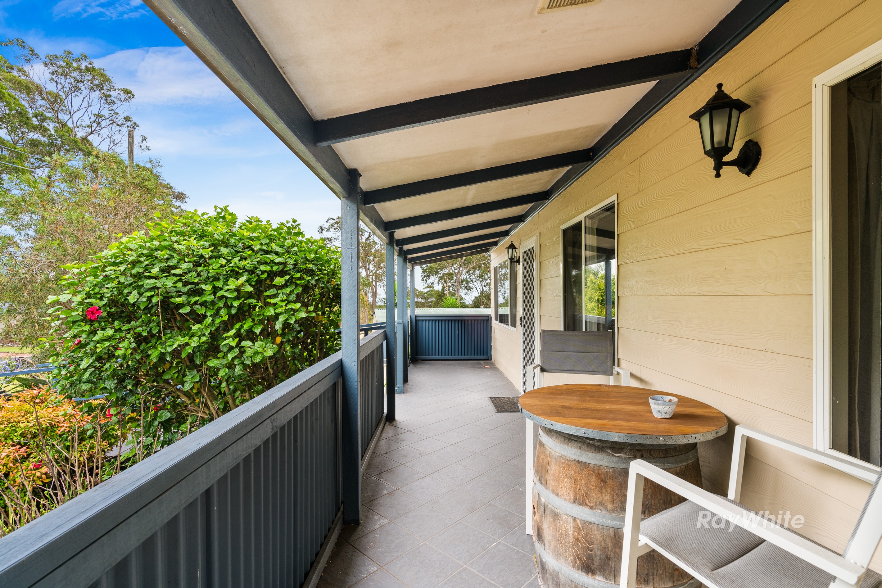 20 Crest Crescent, Moruya Heads, NSW 2537