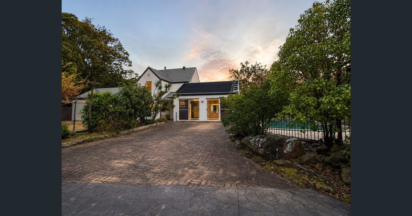 60 Carlton Road — photo 7 of 15
