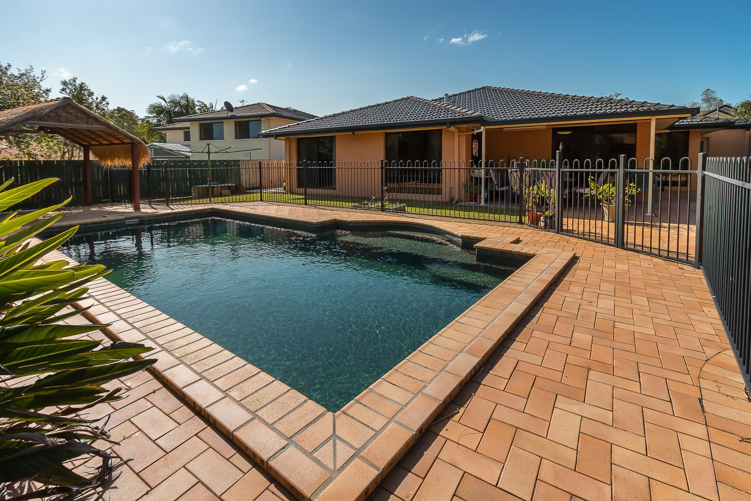 15 Cotswold Place, Wishart, QLD 4122