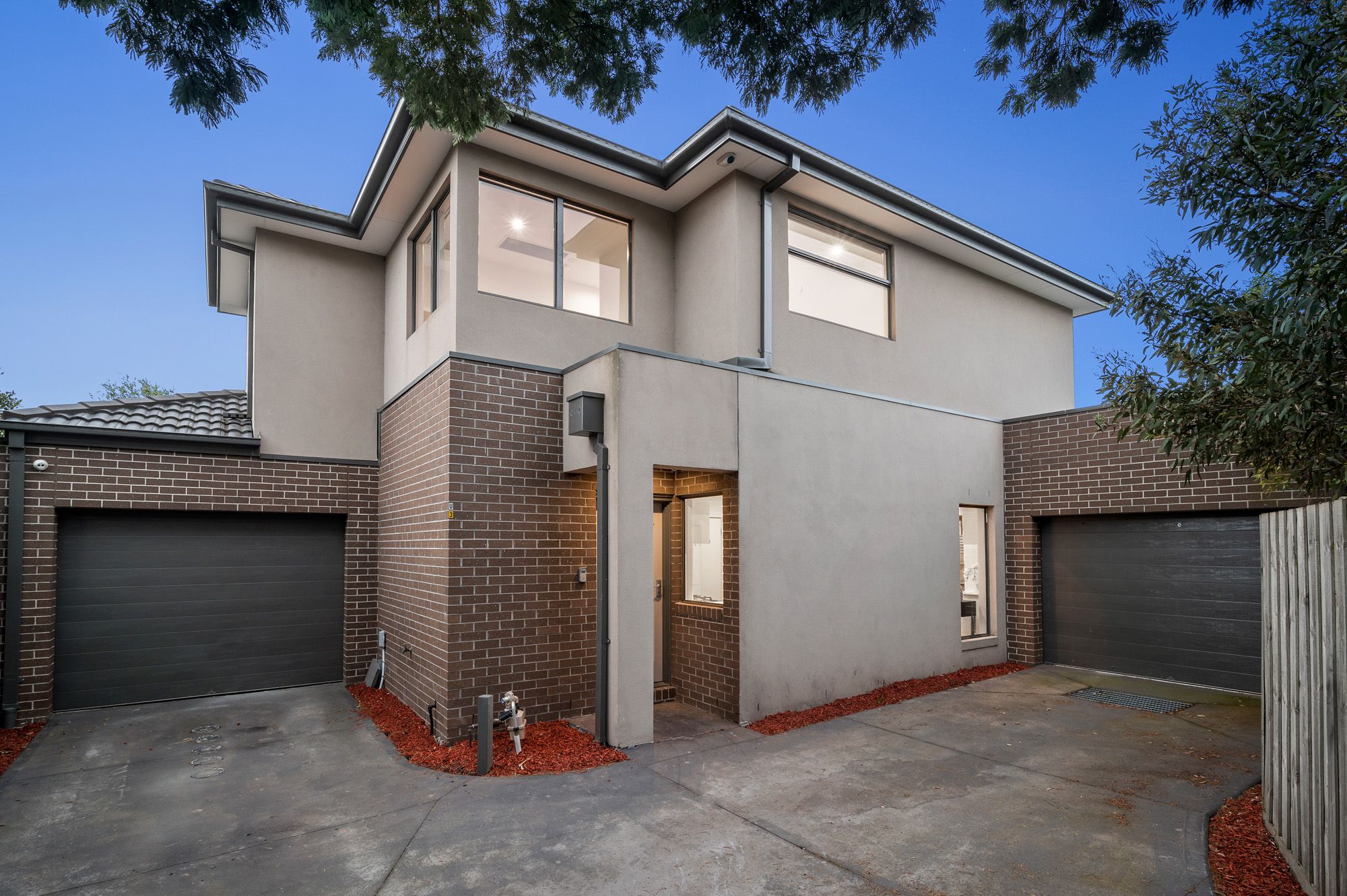 33 Prince Charles Street, Clayton VIC 3168