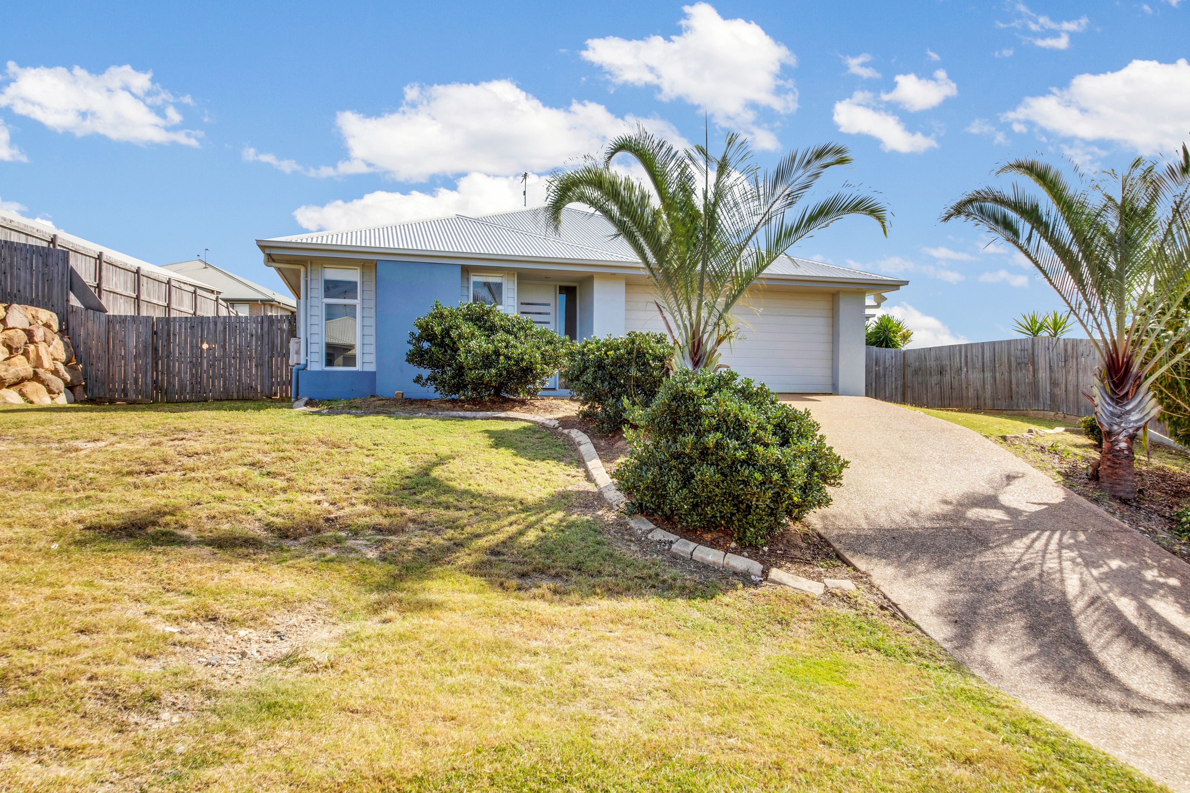 16 Kennedy Close, Glen Eden, QLD 4680