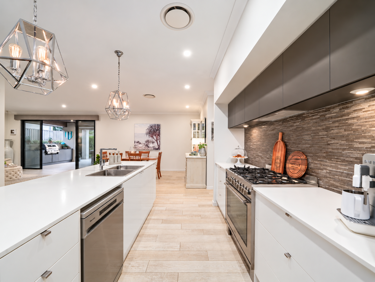 10 Fitzroy Street — photo 11 of 30