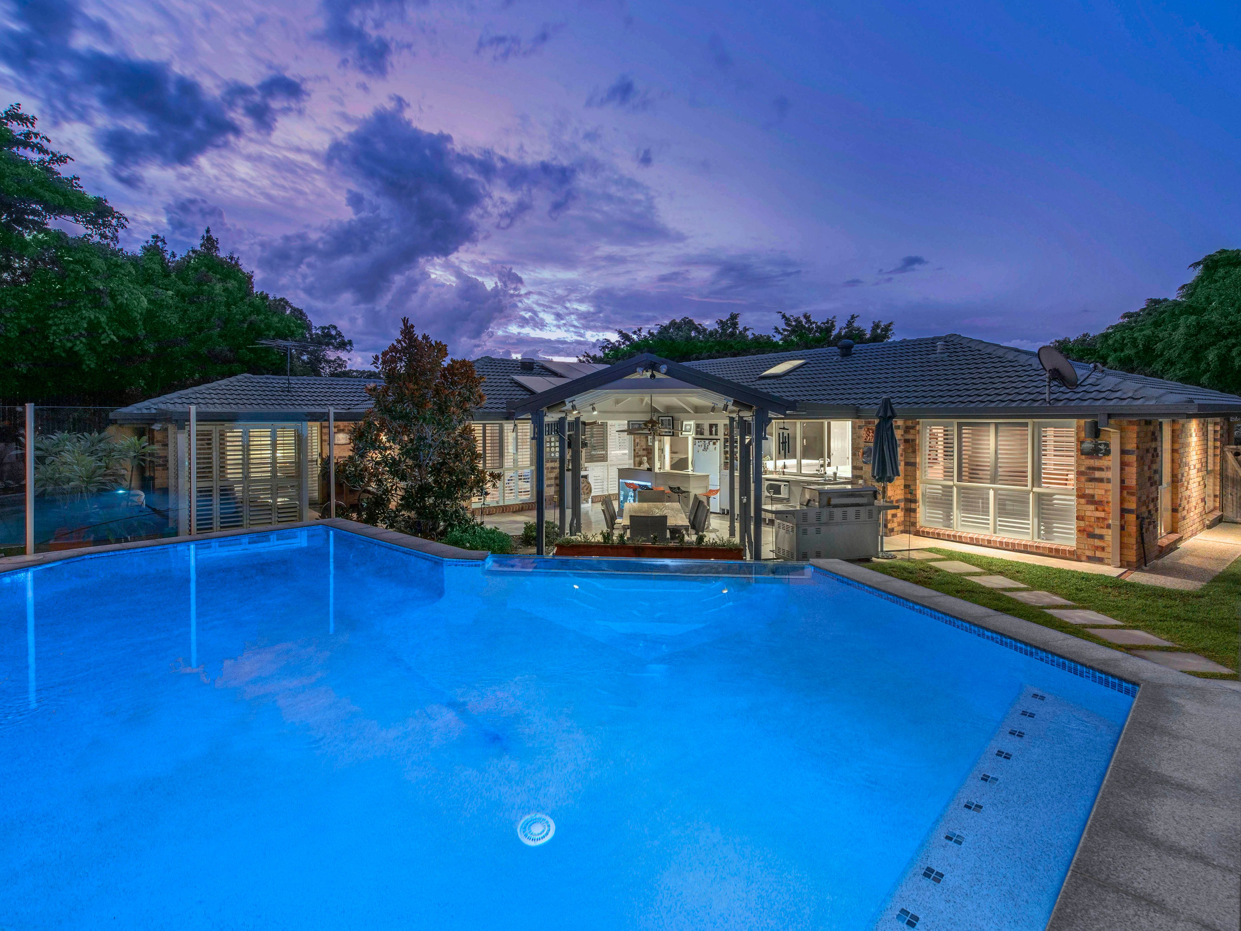 4 Peterson Place, Bridgeman Downs, QLD 4035
