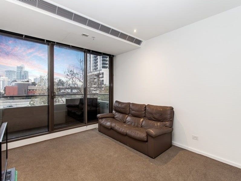 2208/118 Kavanagh Street, Southbank, VIC 3006
