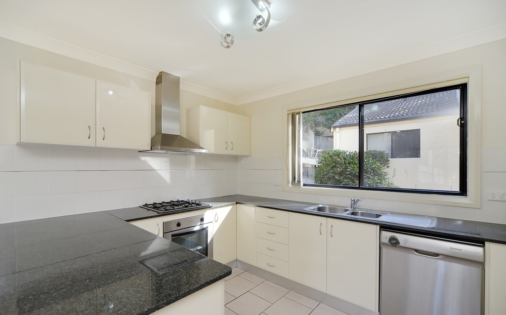7/15 Woodlawn Avenue, Mangerton, NSW 2500