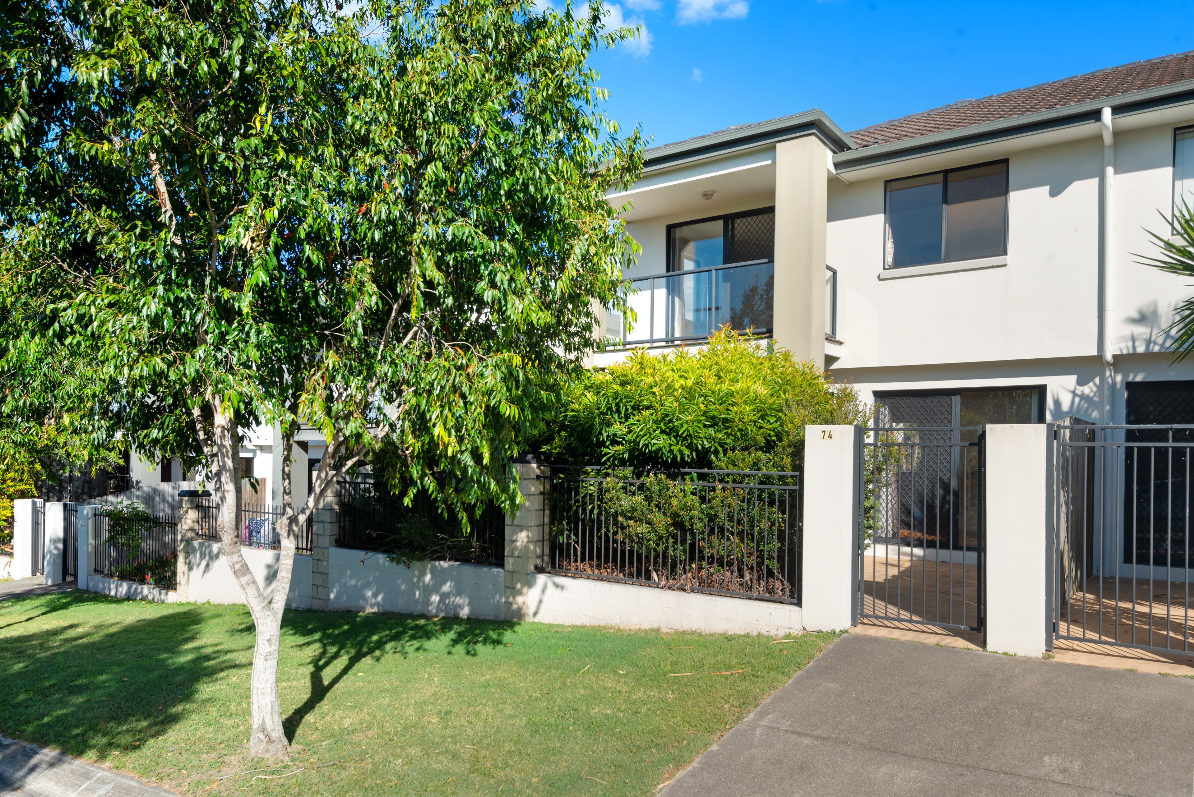 15 Violet Close, Eight Mile Plains QLD 4113