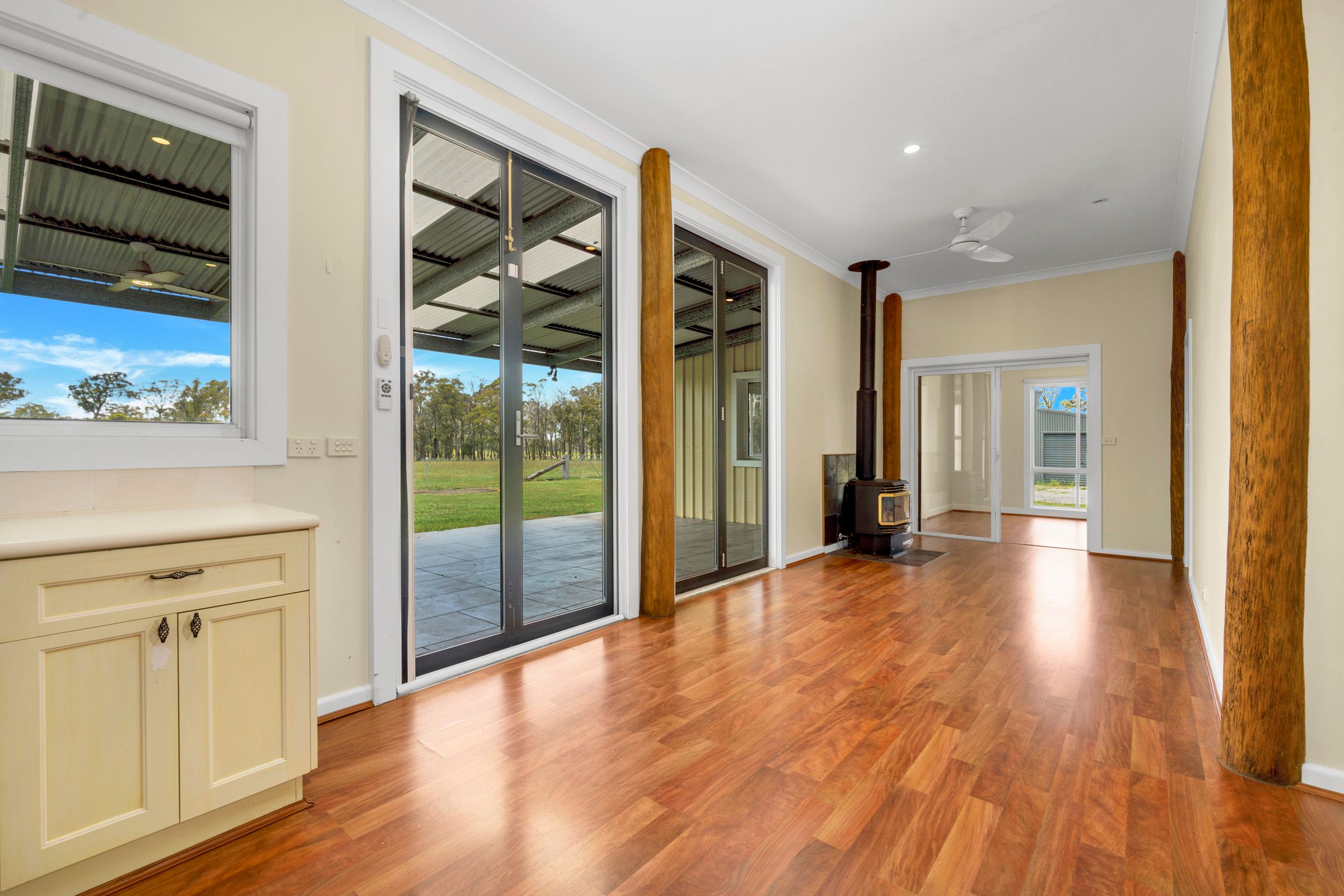 1534 Wombeyan Caves Road — photo 8 of 15