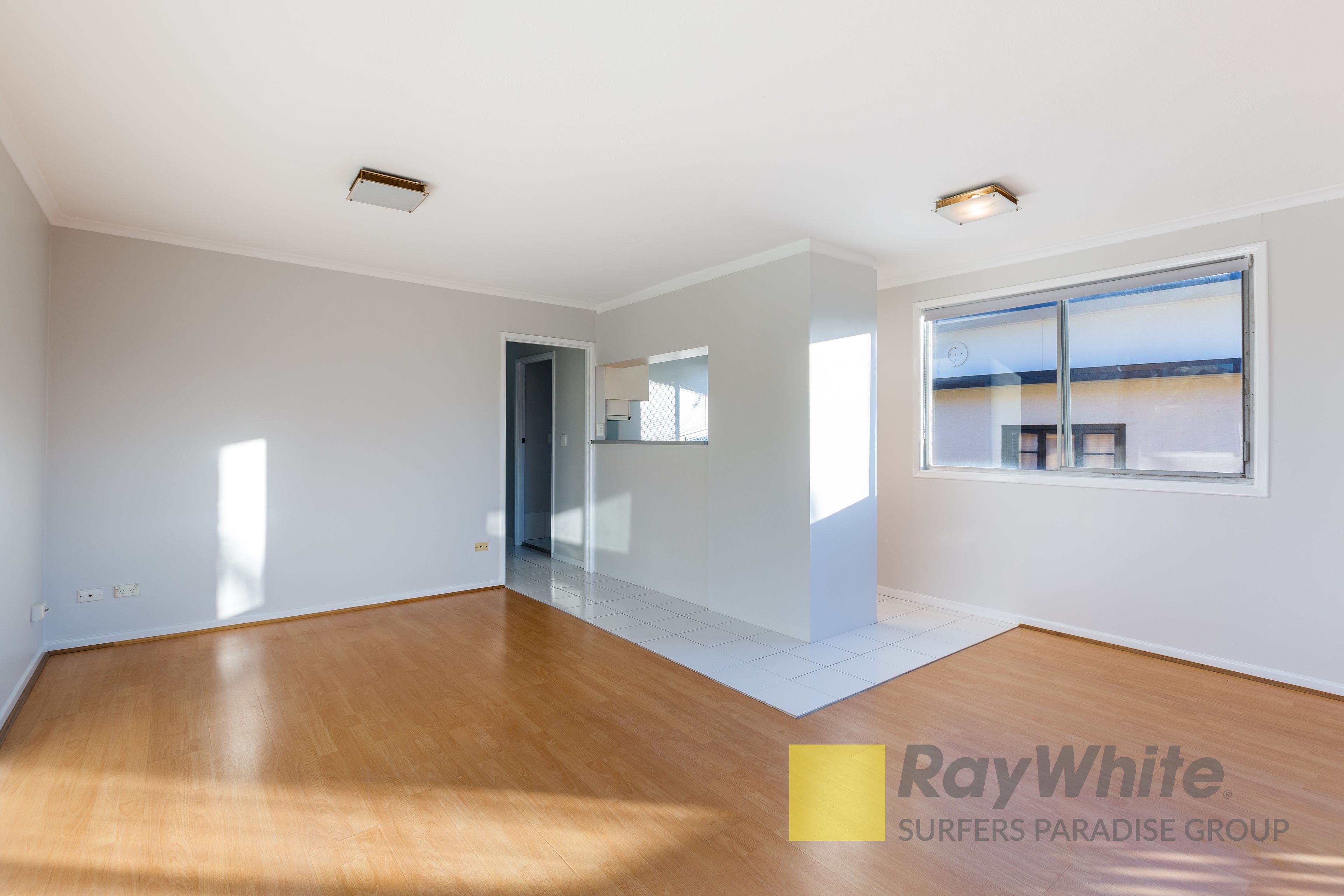 2/4 Sunbrite Avenue, Mermaid Beach, QLD 4218