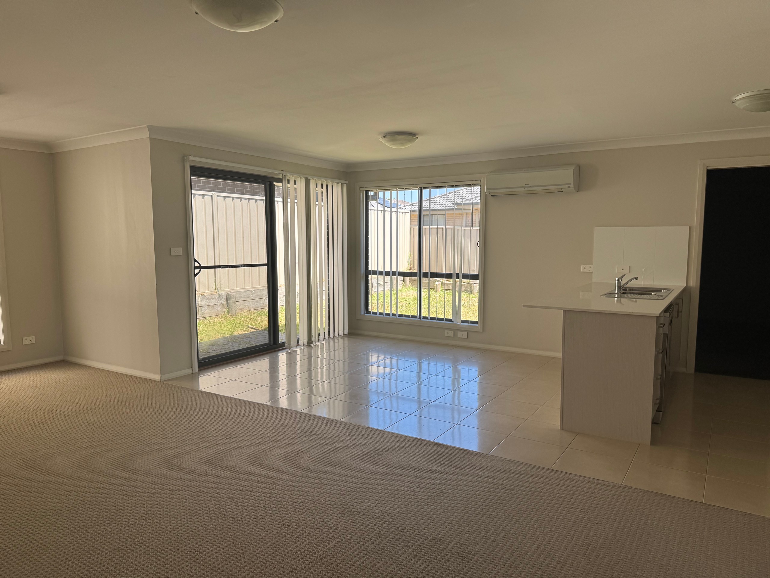 1 Topaz Way, Rutherford, NSW 2320