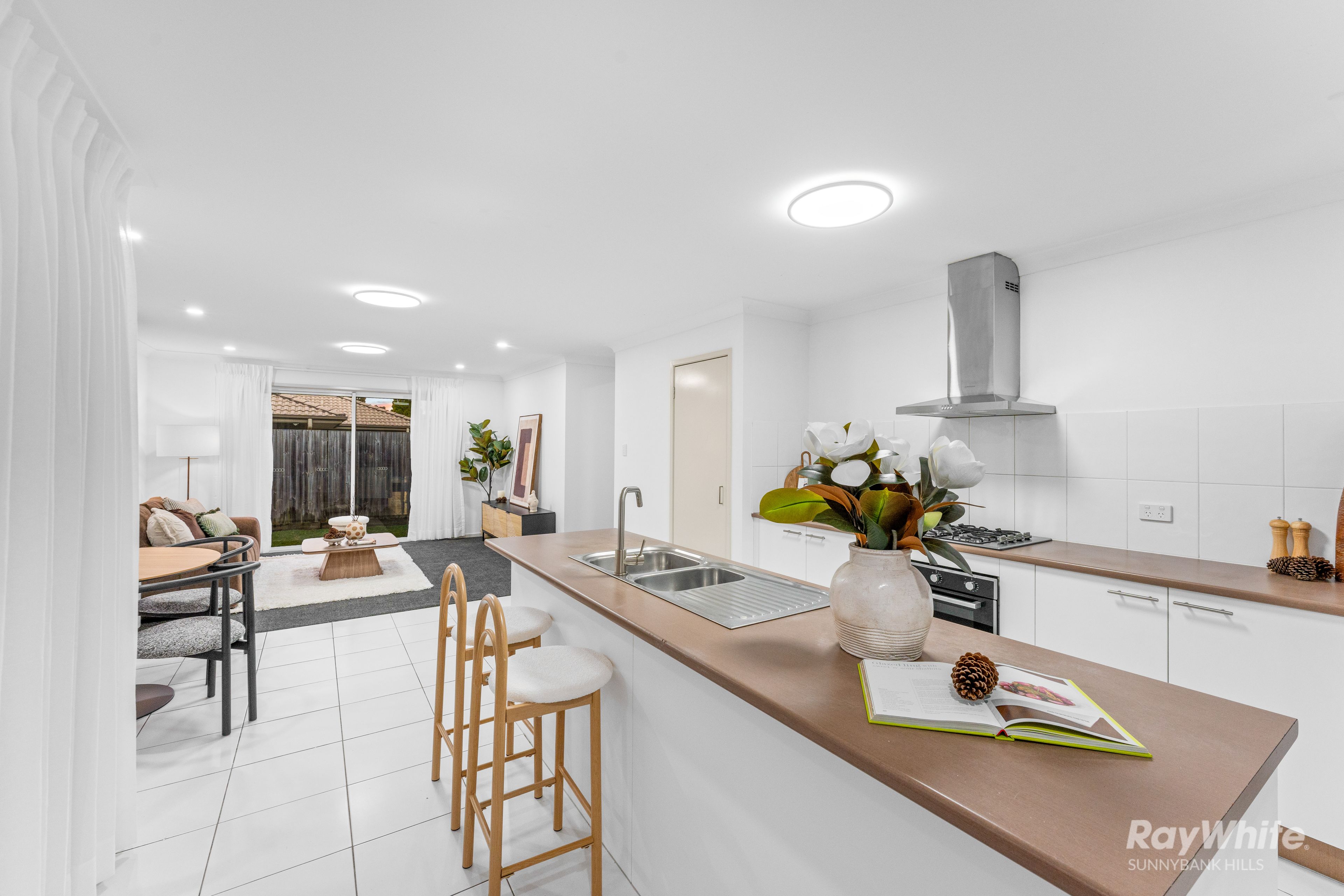 75 Steelwood Street — photo 11 of 30