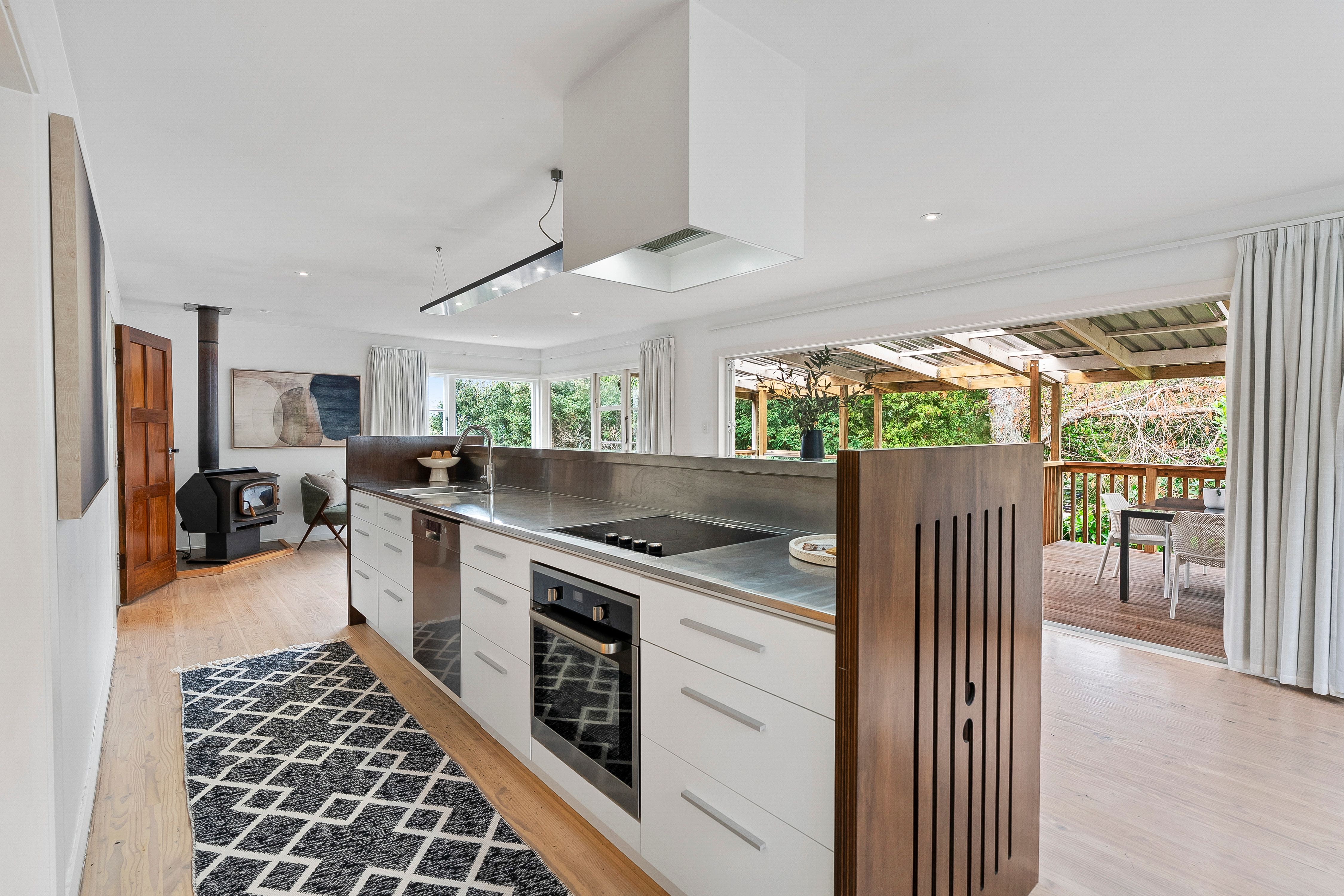 11 Newell Street, Point Chevalier, Auckland City