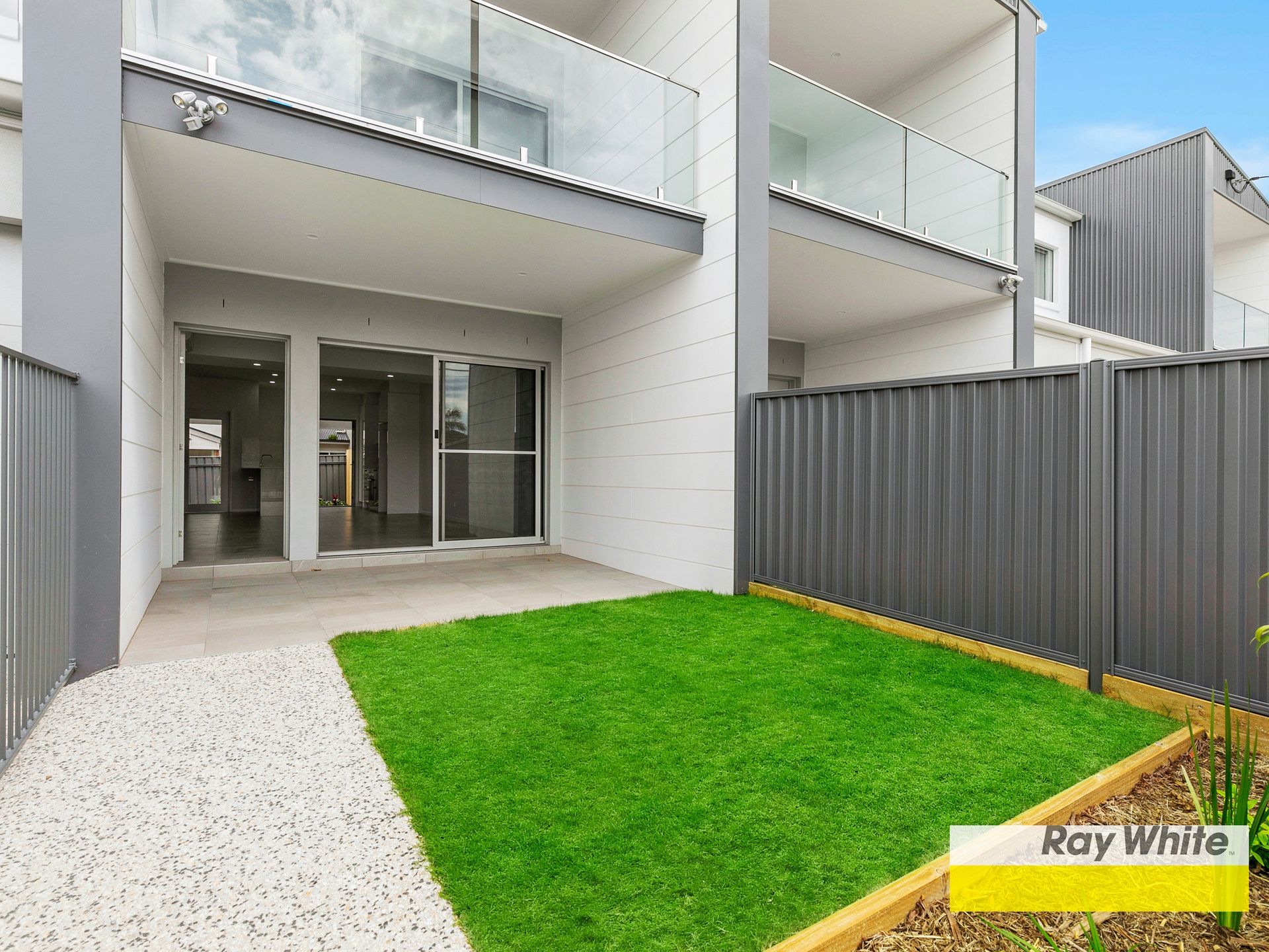 1/28 McEwan Street, Carina, QLD 4152