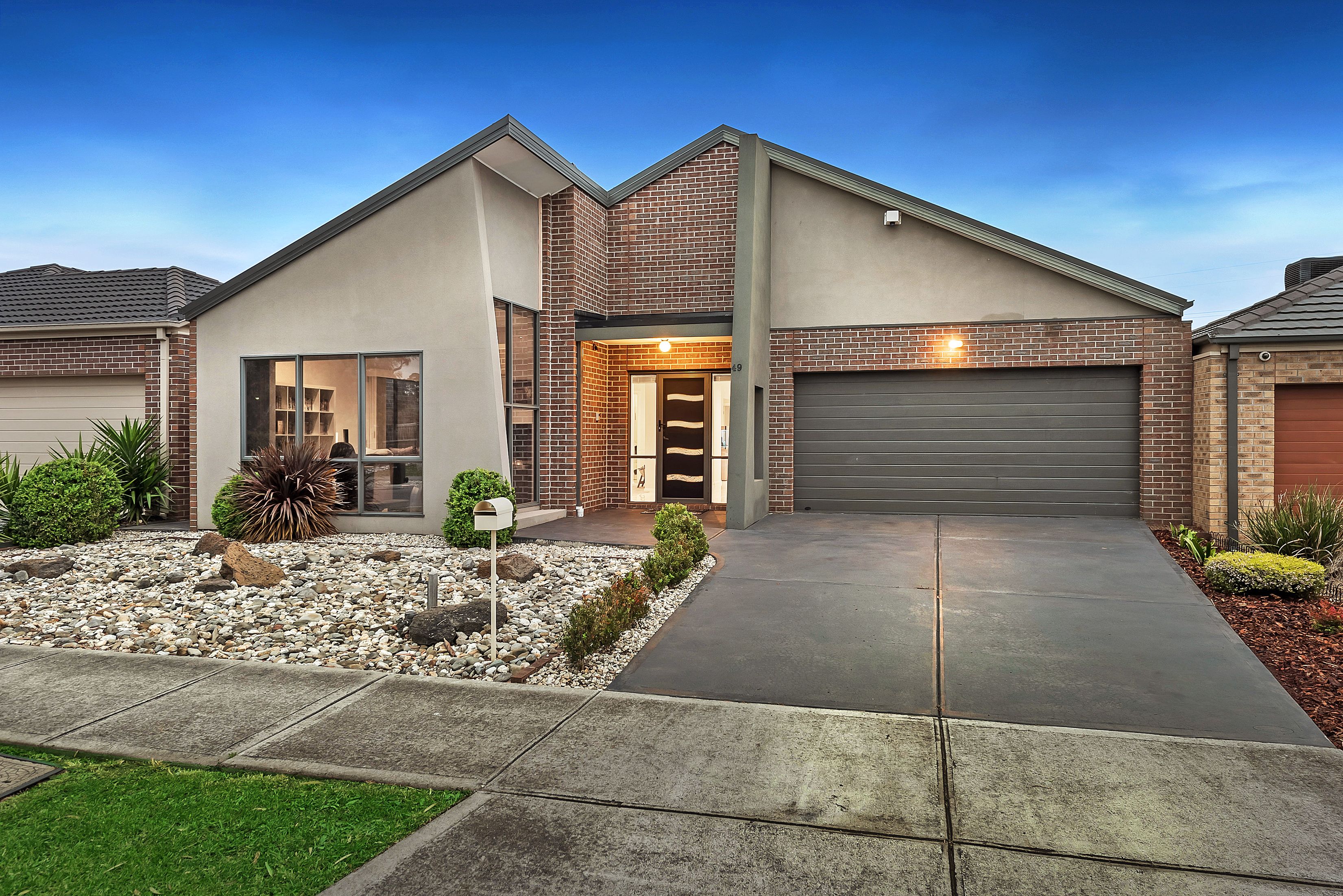 49 Tuross Crescent, South Morang VIC 3752
