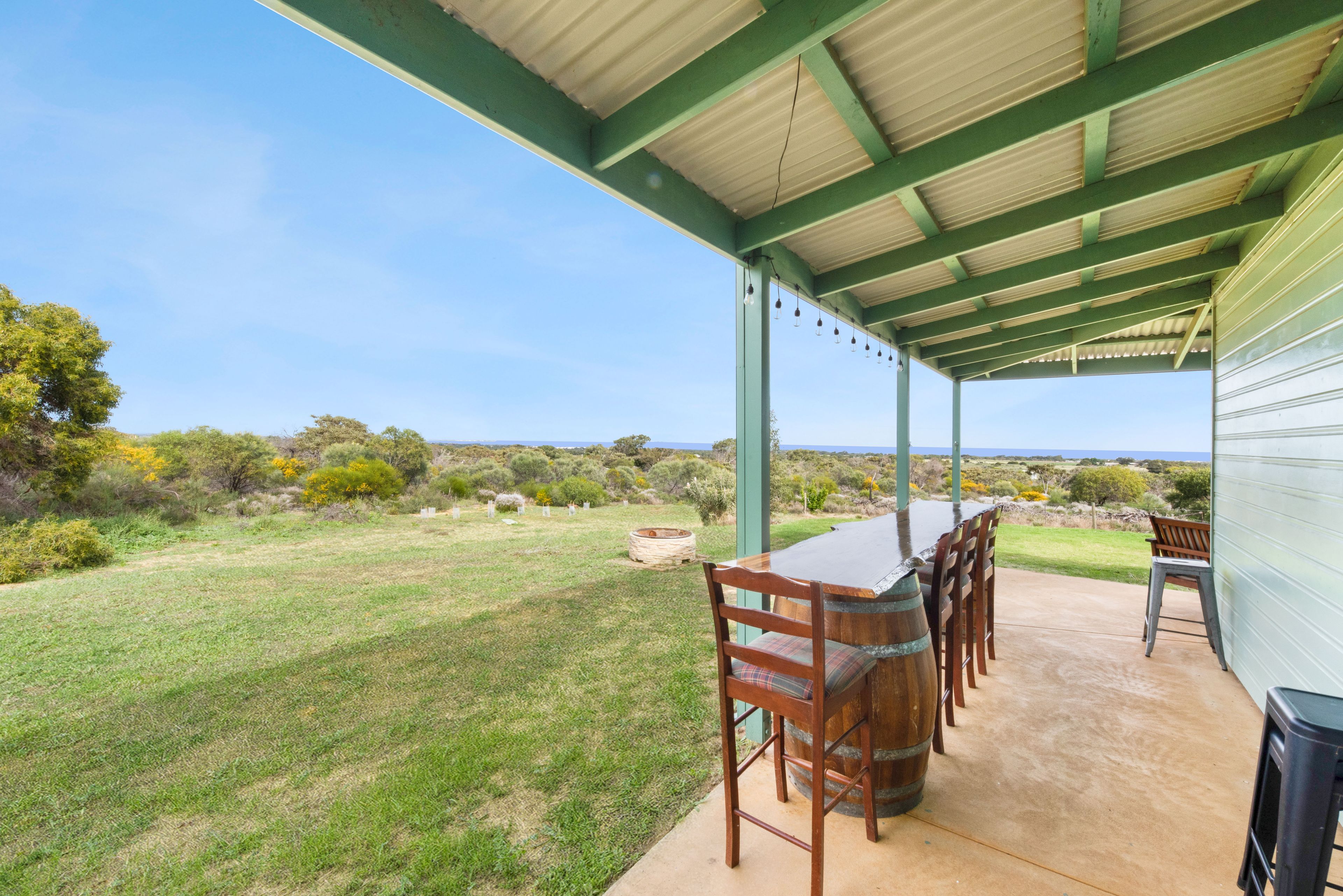 284 David Road, Waggrakine, WA 6530