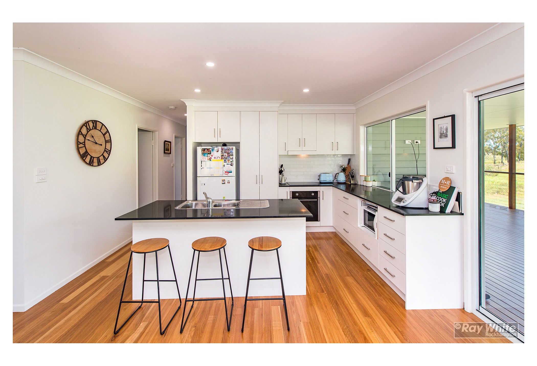18 Synge Street, Lakes Creek, QLD 4701