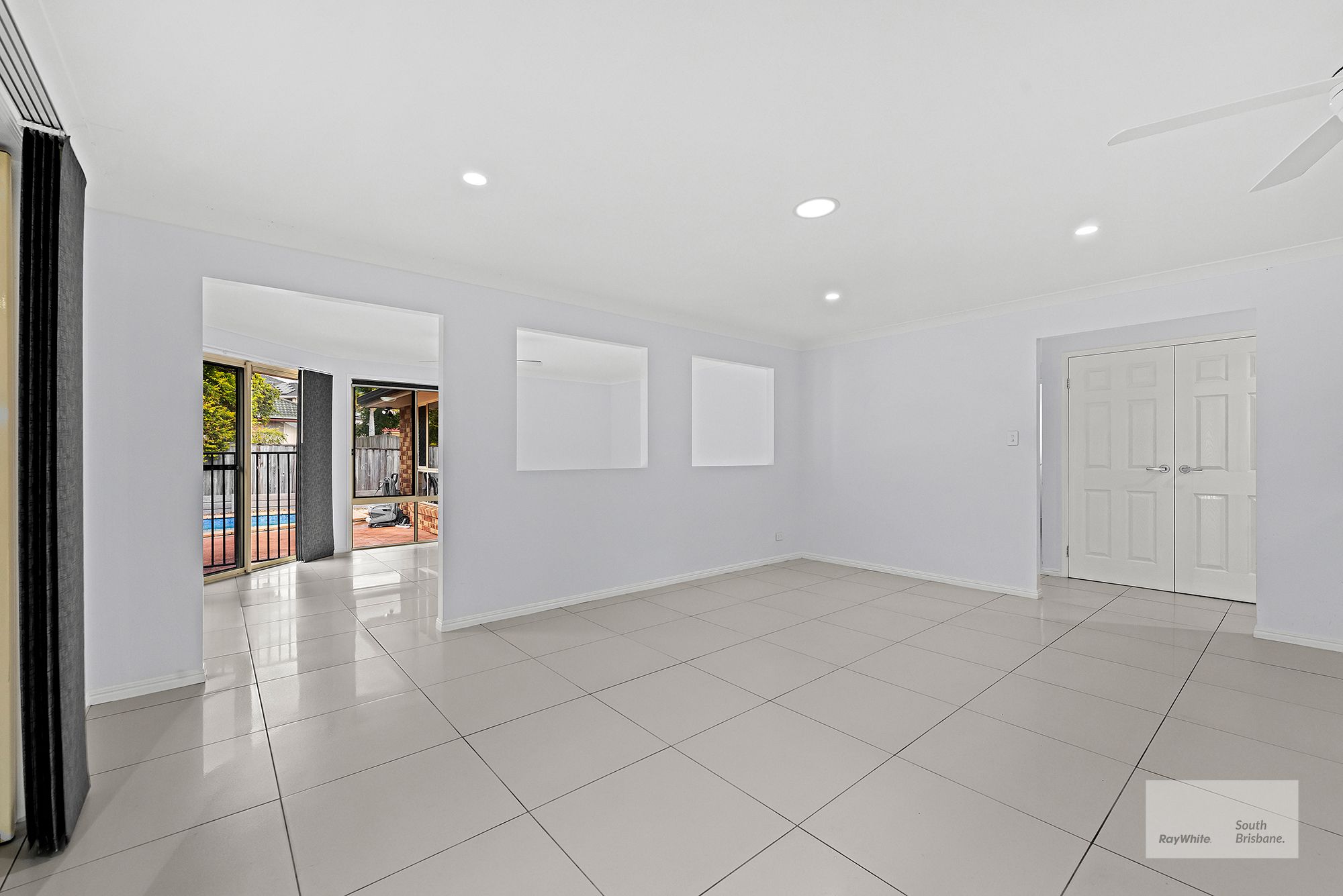 34 Fairmont Crescent — photo 6 of 14