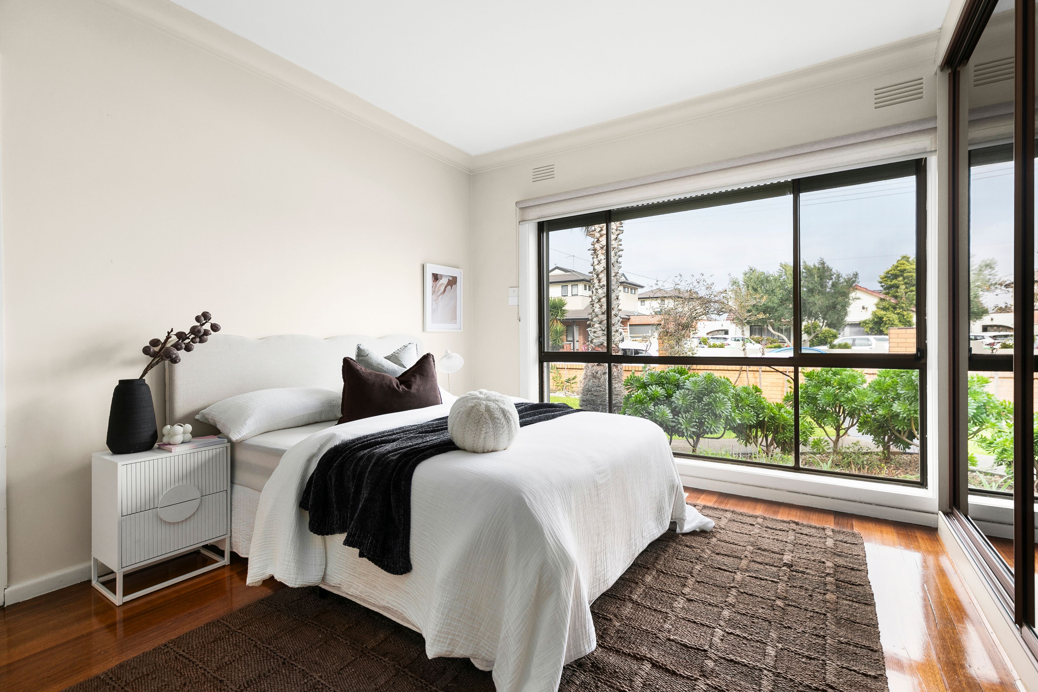 4 Lydia Avenue — photo 8 of 14