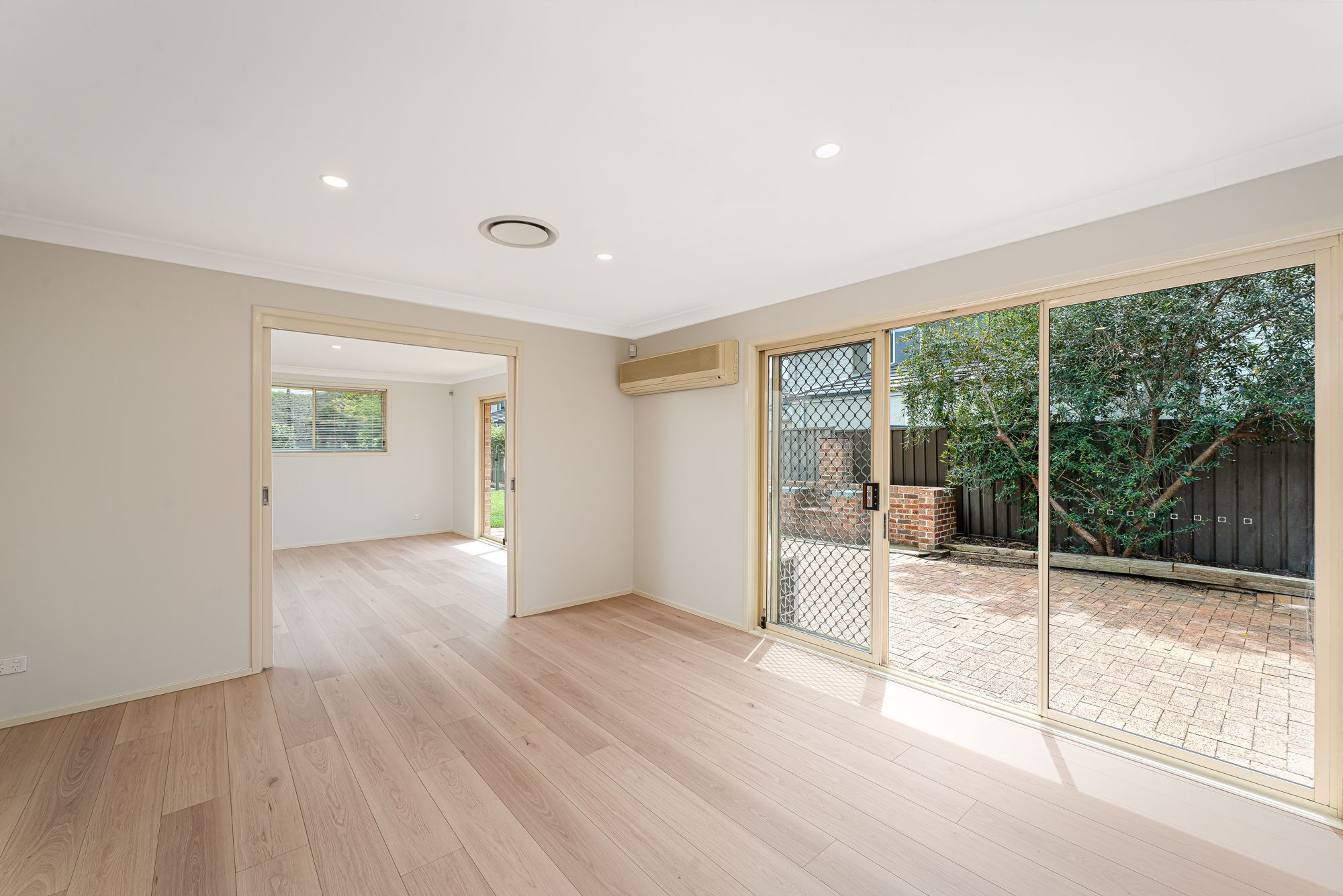 13 Gibson Avenue — photo 5 of 17