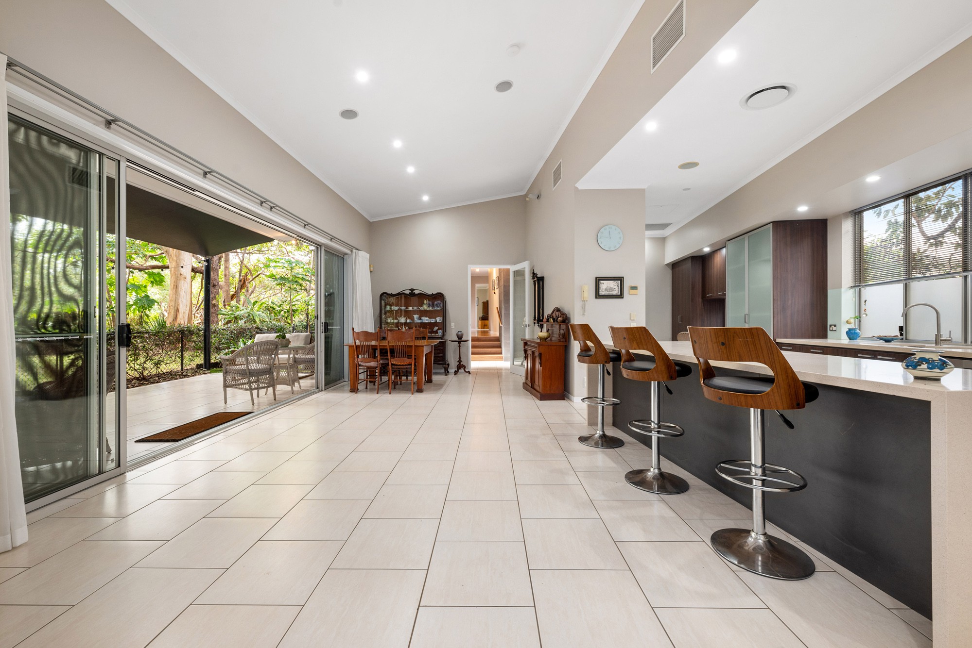 1555 Logan Road, Mount Gravatt, QLD 4122