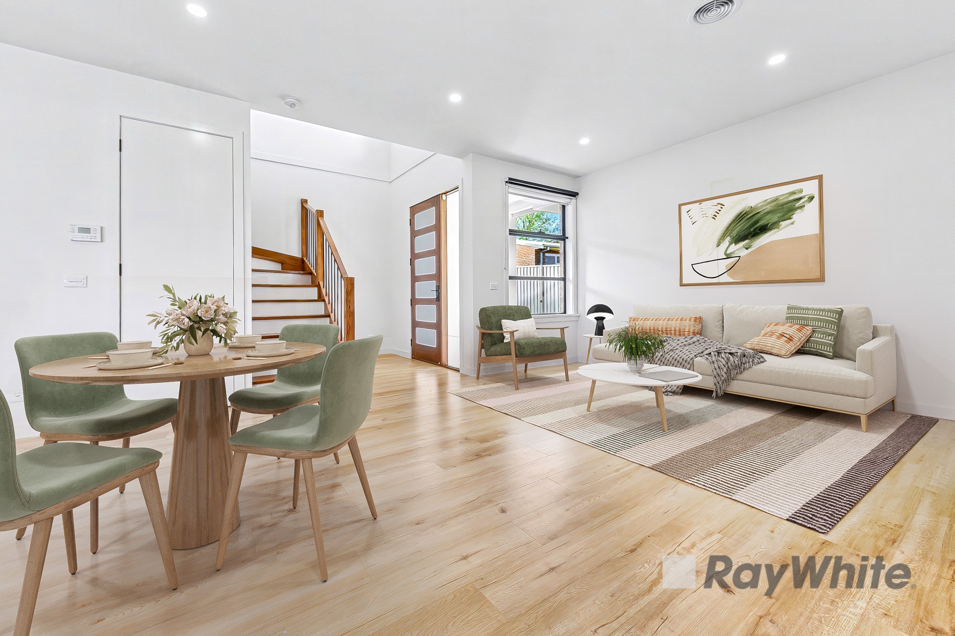 2/29 Jacinta Court, Doveton, VIC 3177