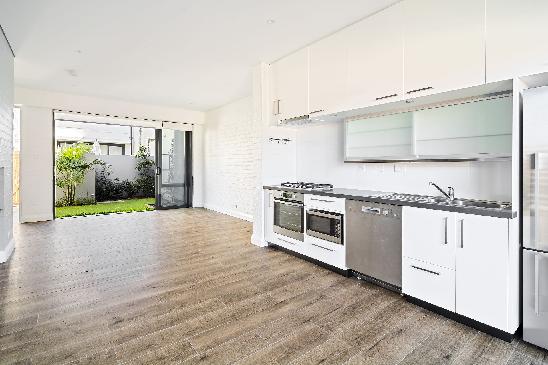 8/31-41 Queen Street, Beaconsfield, NSW 2015