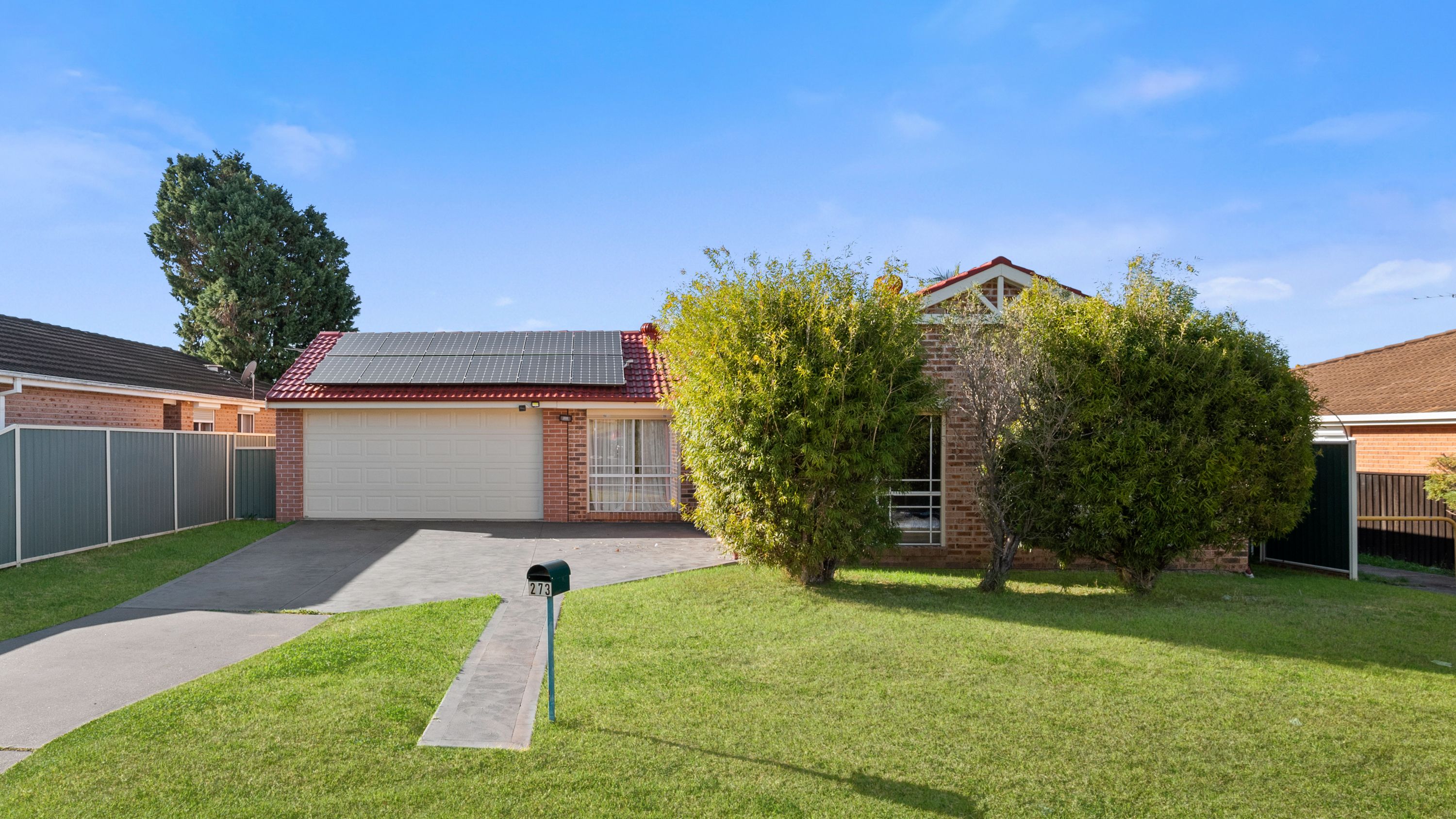 273 Copperfield Drive, Rosemeadow, NSW 2560