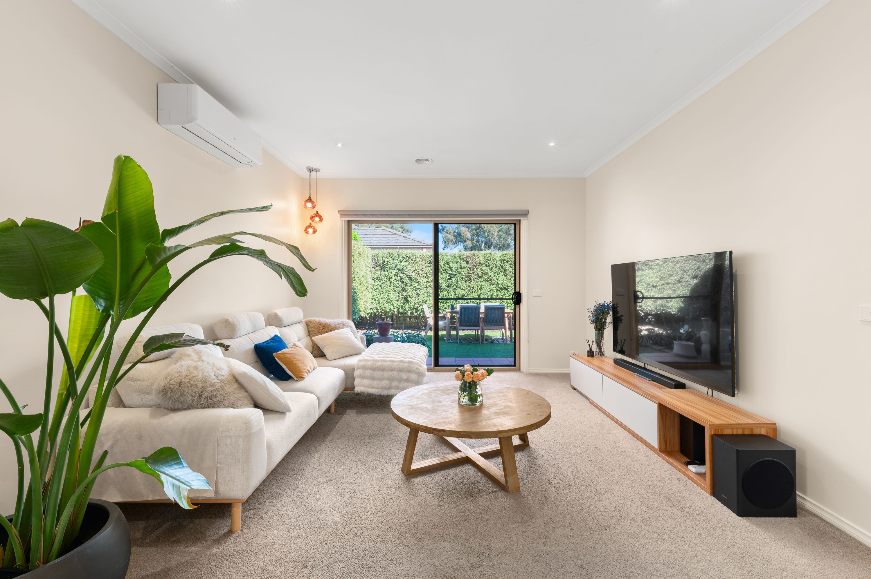 16 Hummingbird Place — photo 6 of 22