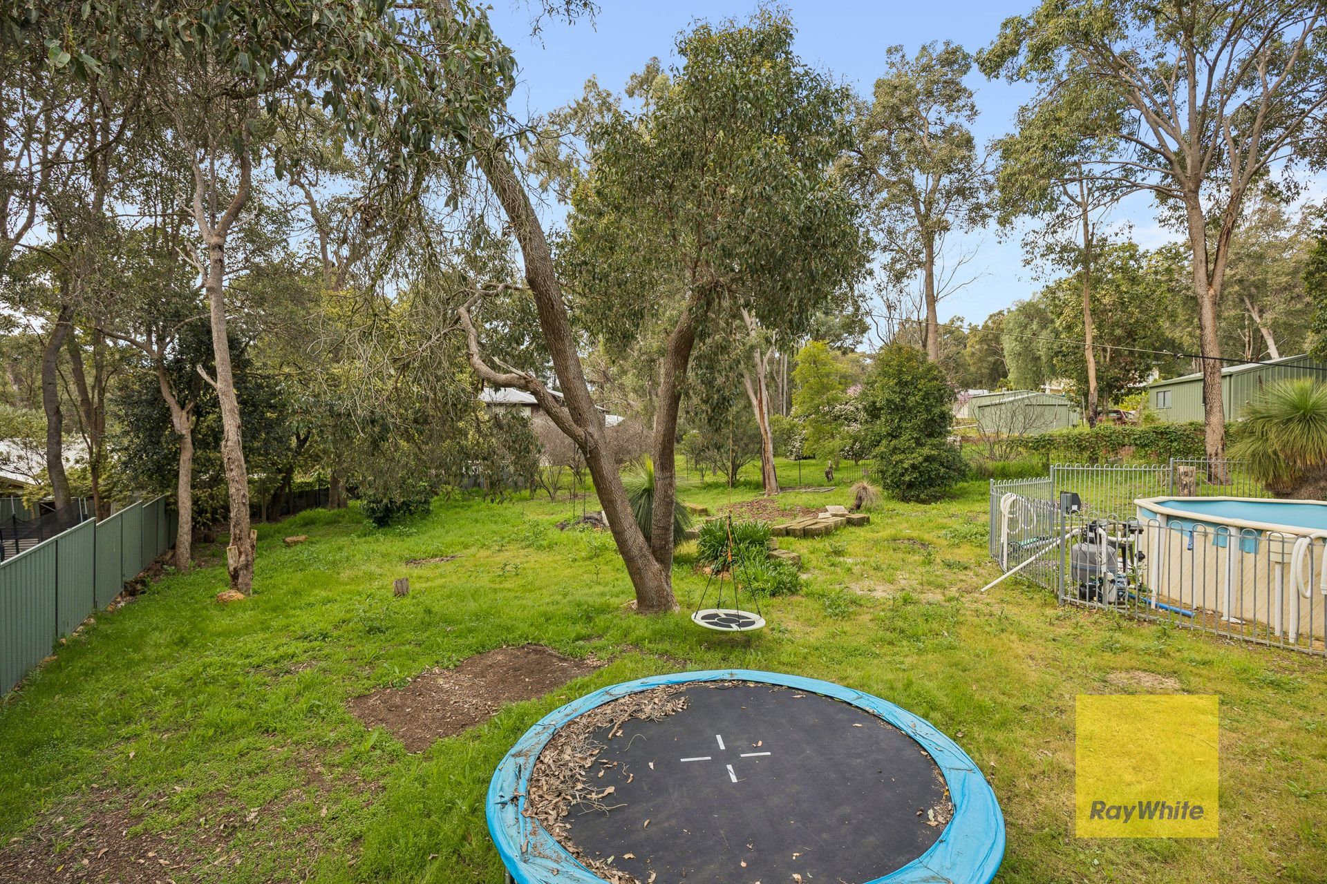 305 Traylen Road — photo 30 of 30