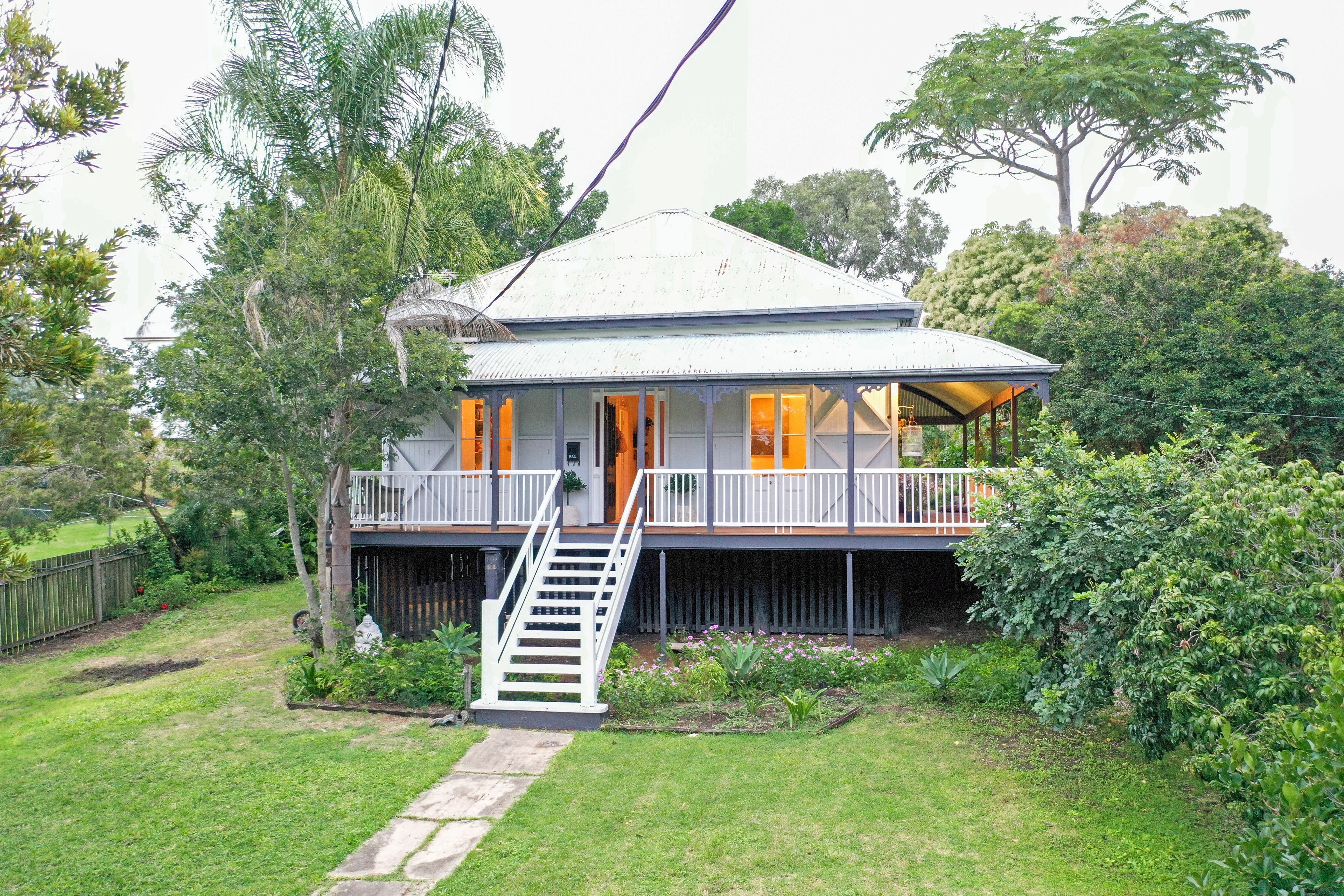 82 Pine Street, North Ipswich QLD 4305