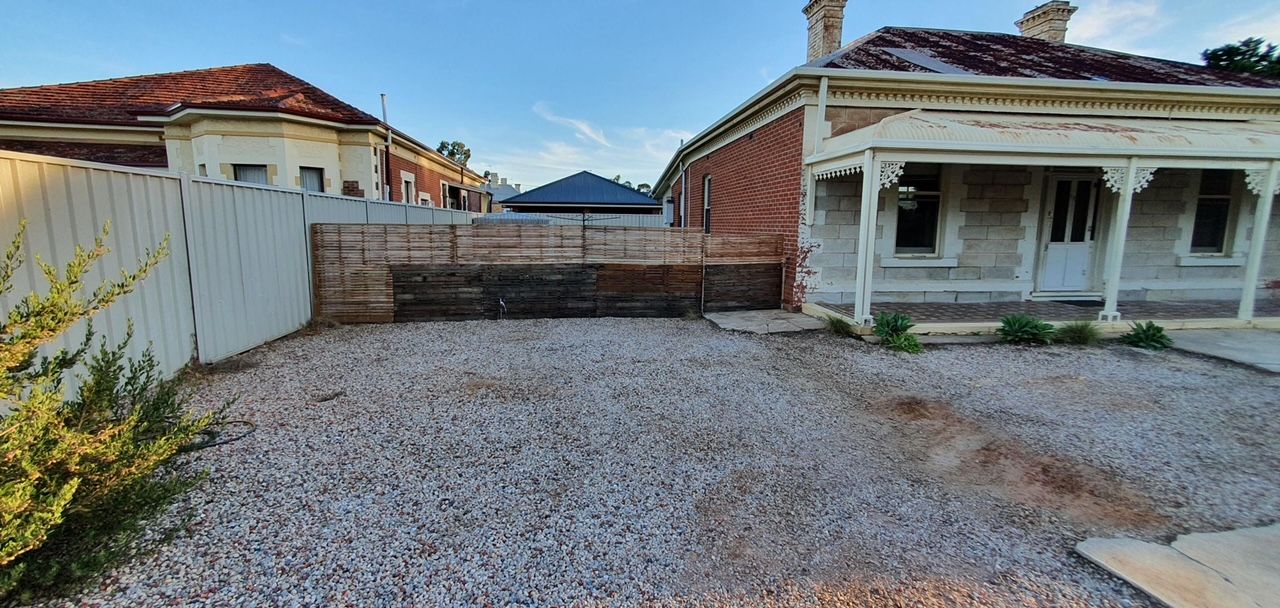 18 Russell Terrace, Woodville, SA 5011