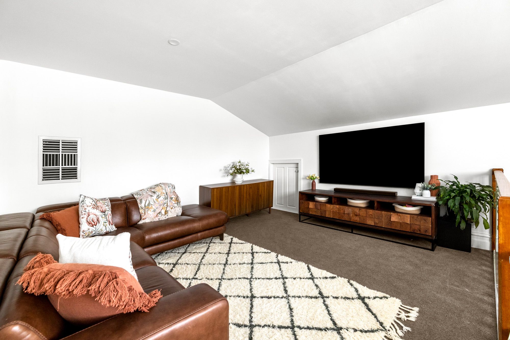6 Gibbons Street — photo 17 of 24
