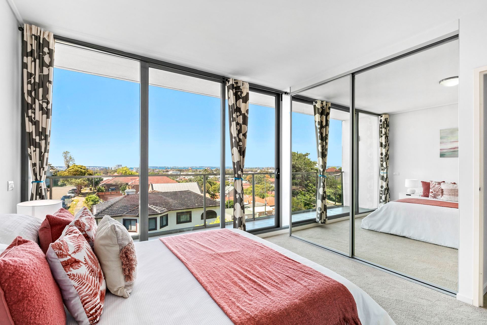 19/53 George Street — photo 2 of 5