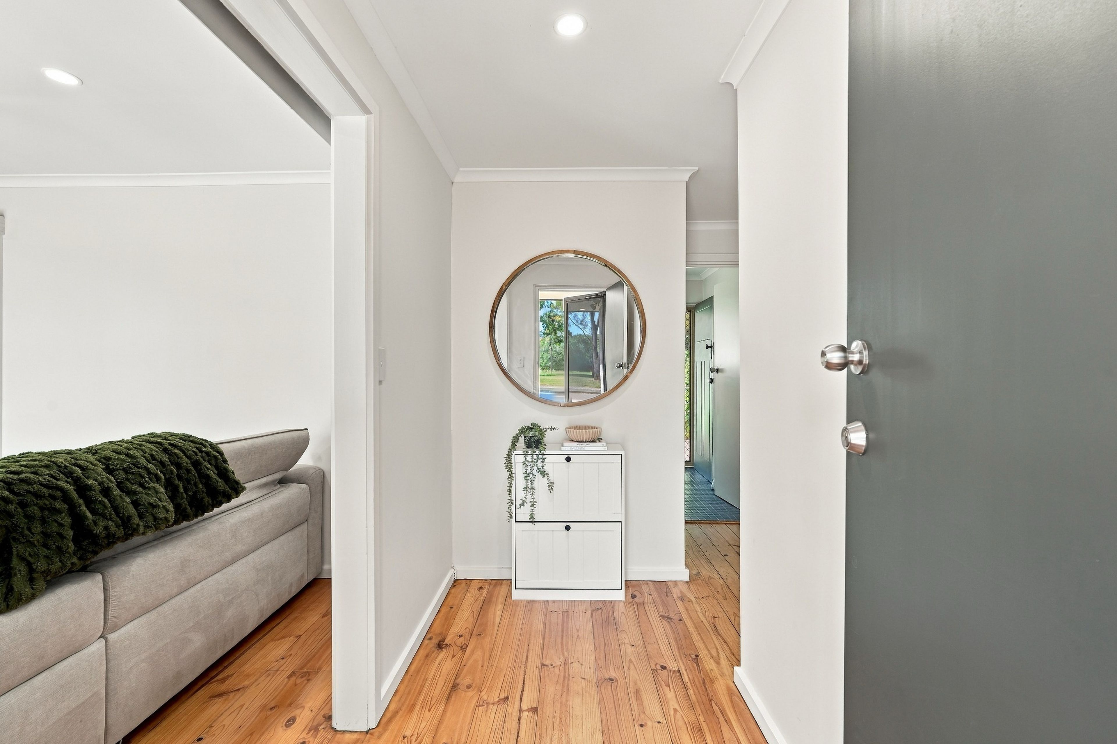 17 Pamela Street — photo 3 of 23