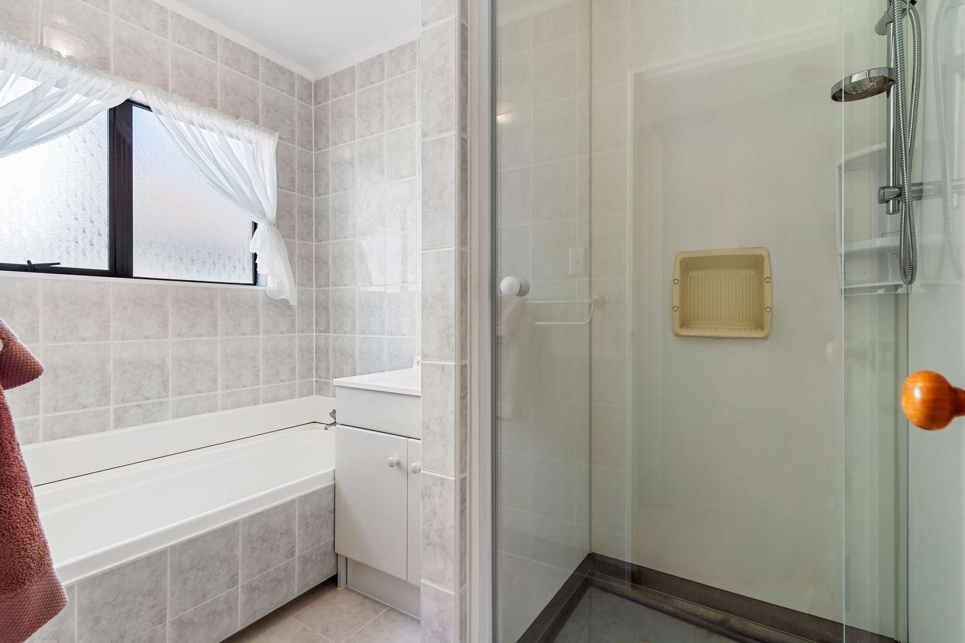 175 Carnoustie Drive photo 17