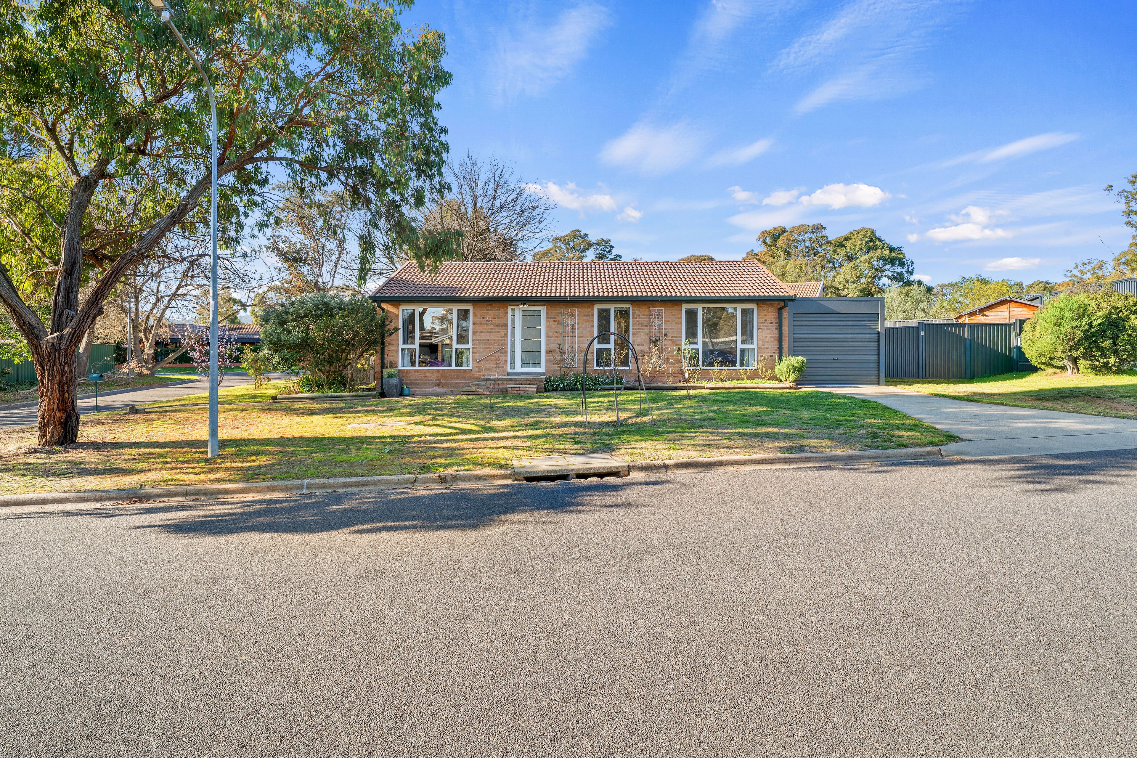 33 Gibbons Street — photo from Ray White Canberra