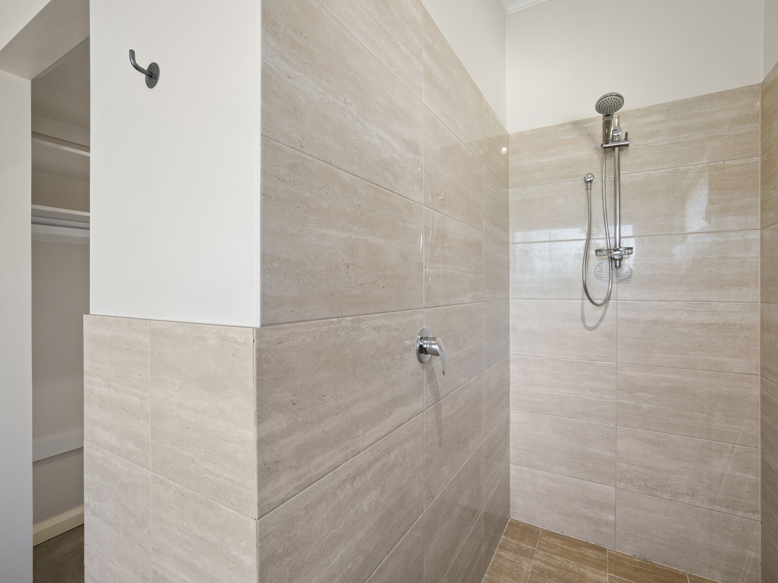 16 Whittlesford Street — photo 17 of 30