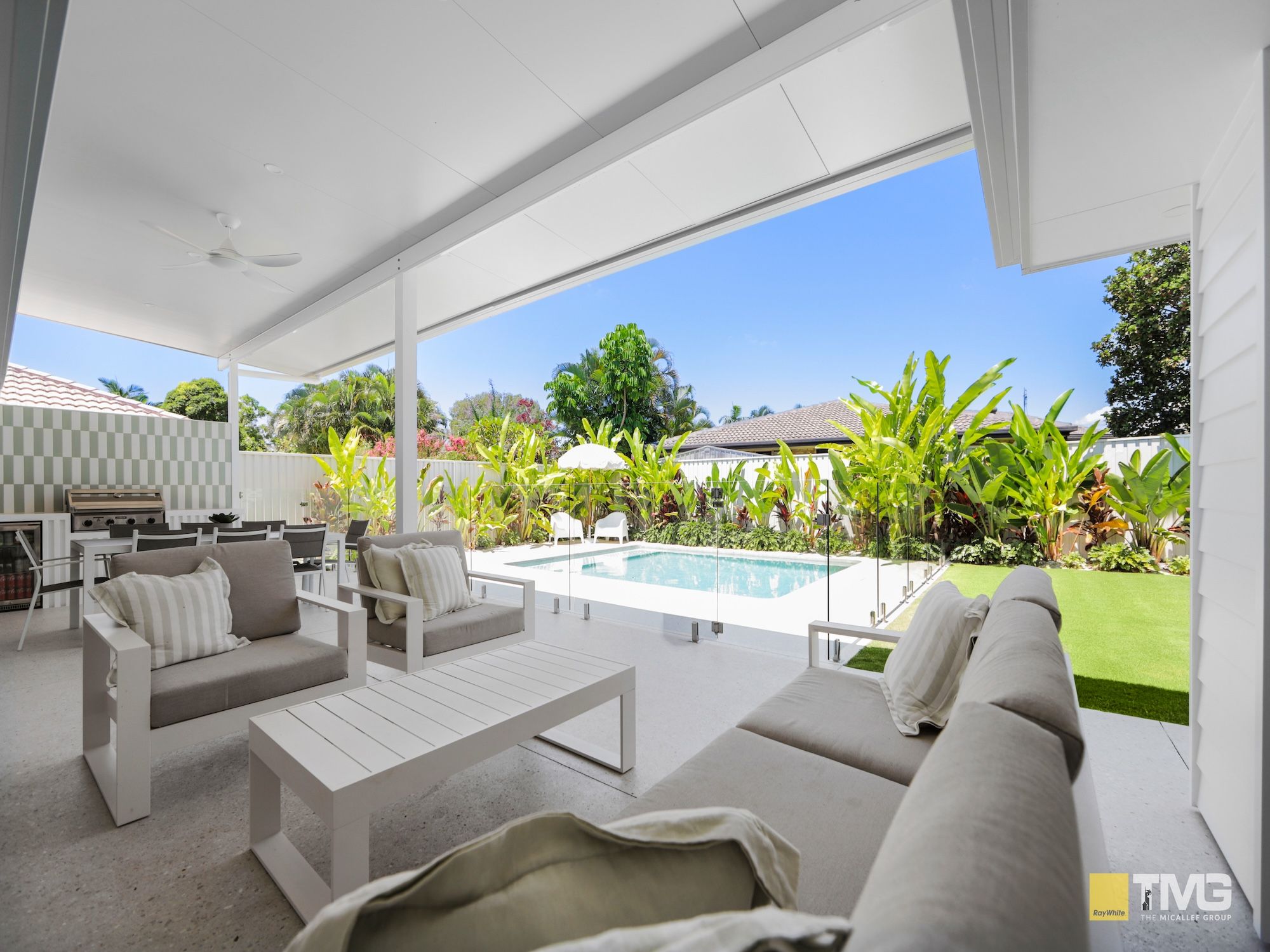 10 Mona Vale Court, Robina QLD 4226