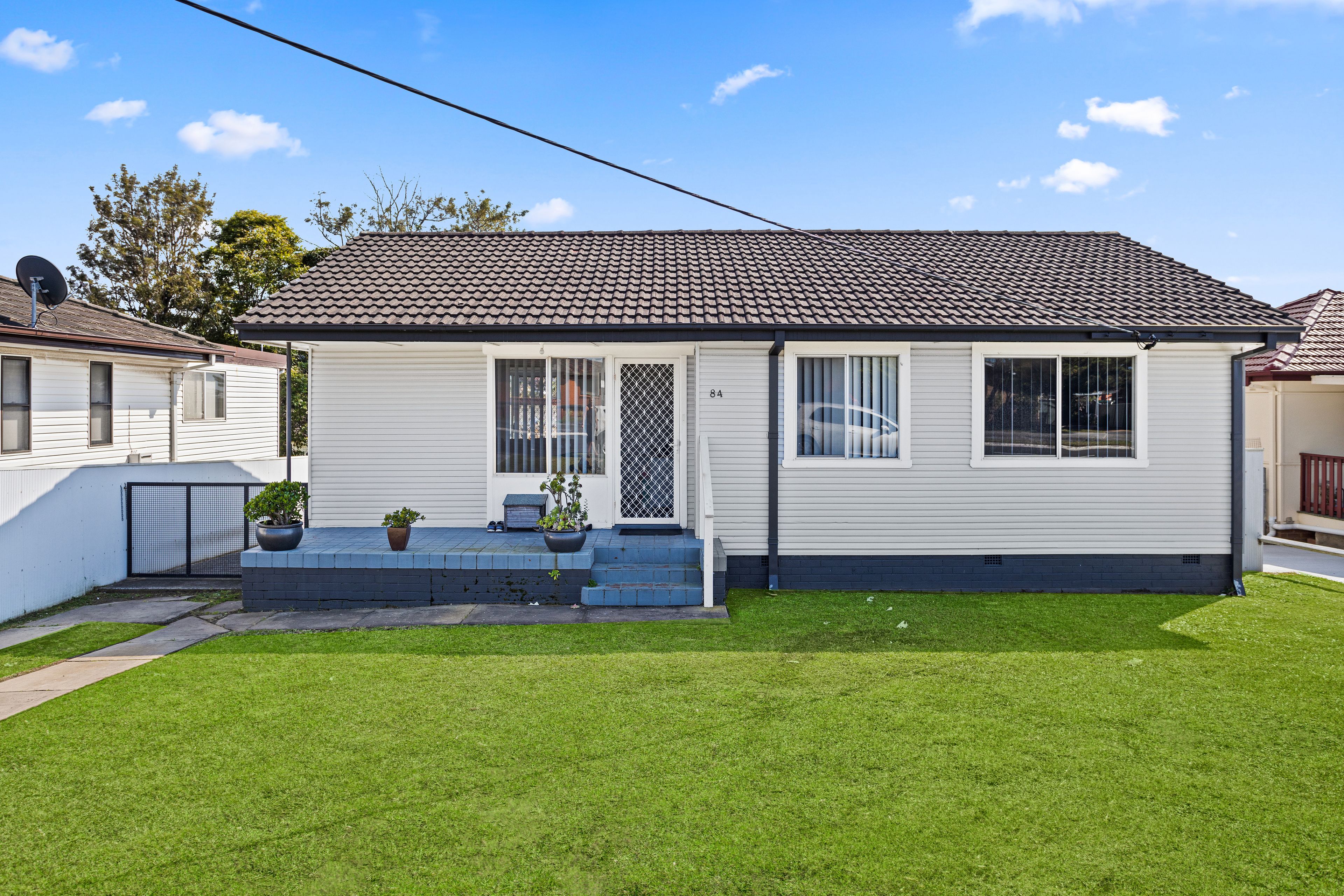 84 Lake Entrance Road, Mount Warrigal NSW 2528