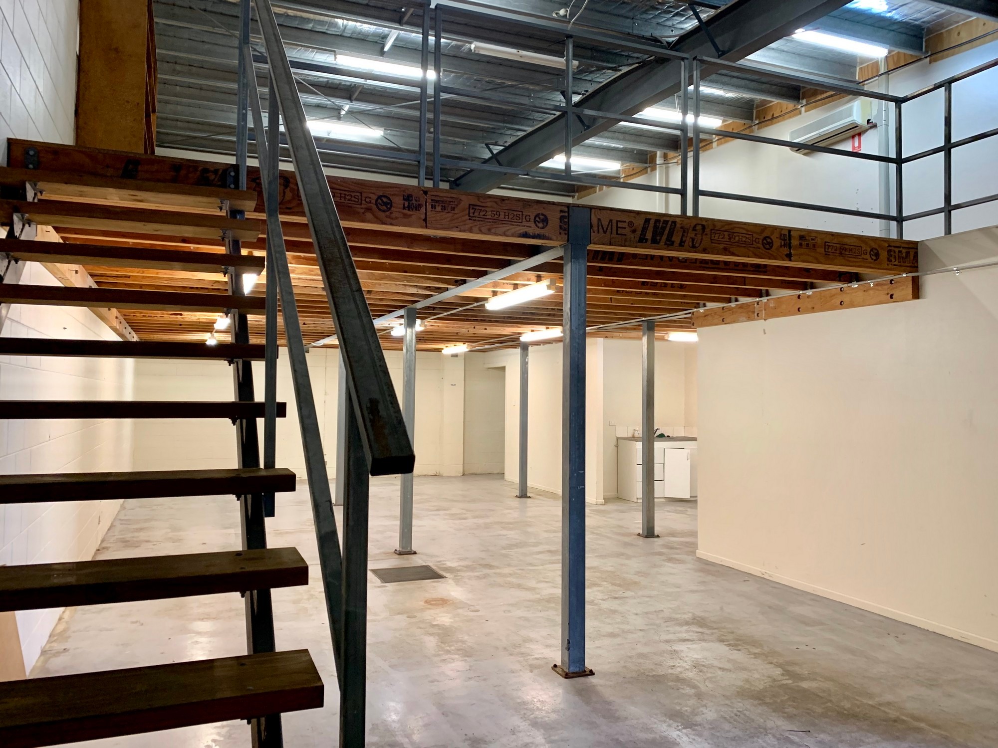 1b/21 Carlo Drive, Cannonvale, QLD 4802