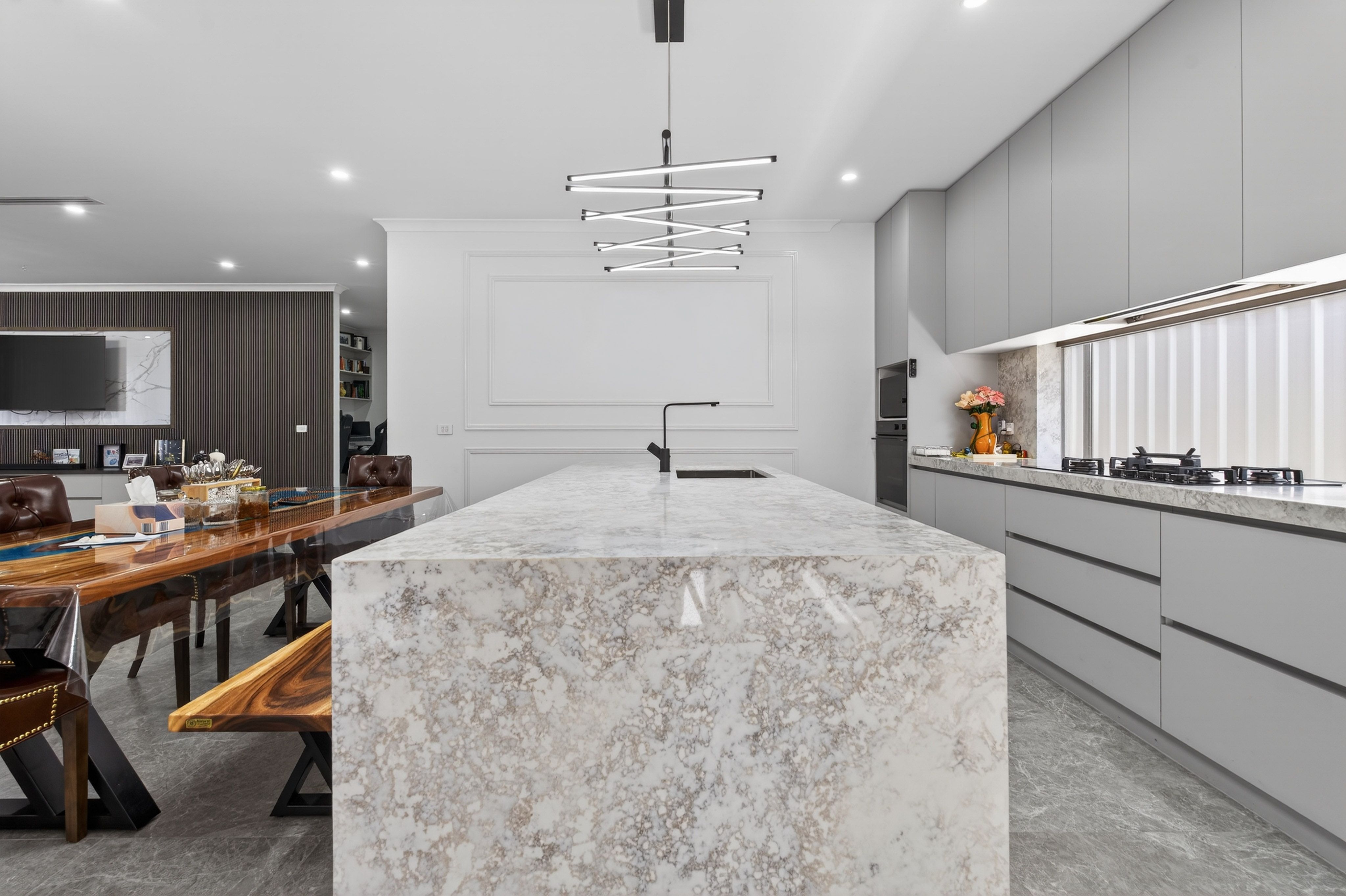 2 Varley Mews — photo 9 of 20