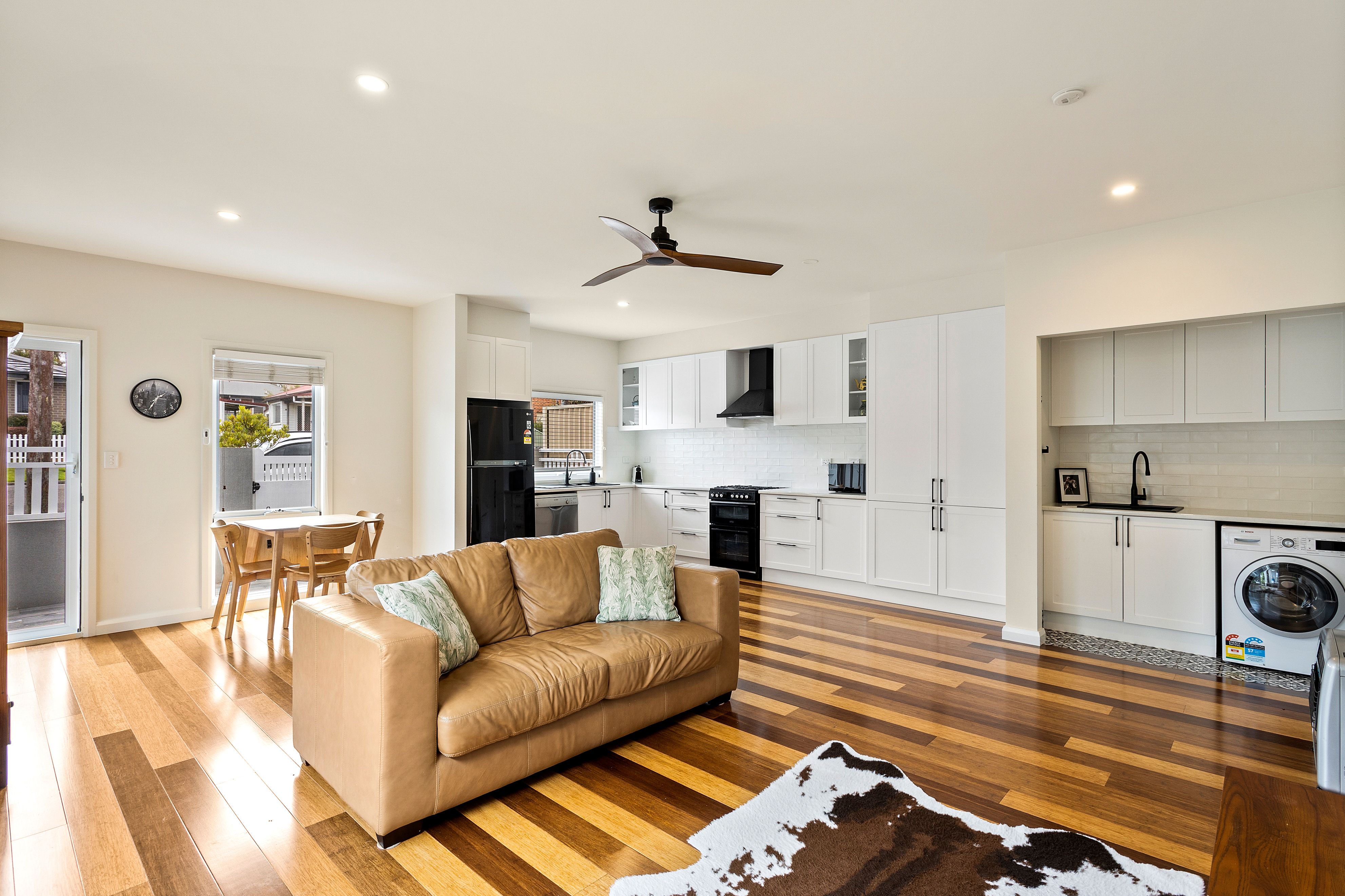 16 Sophia Street — photo 12 of 24