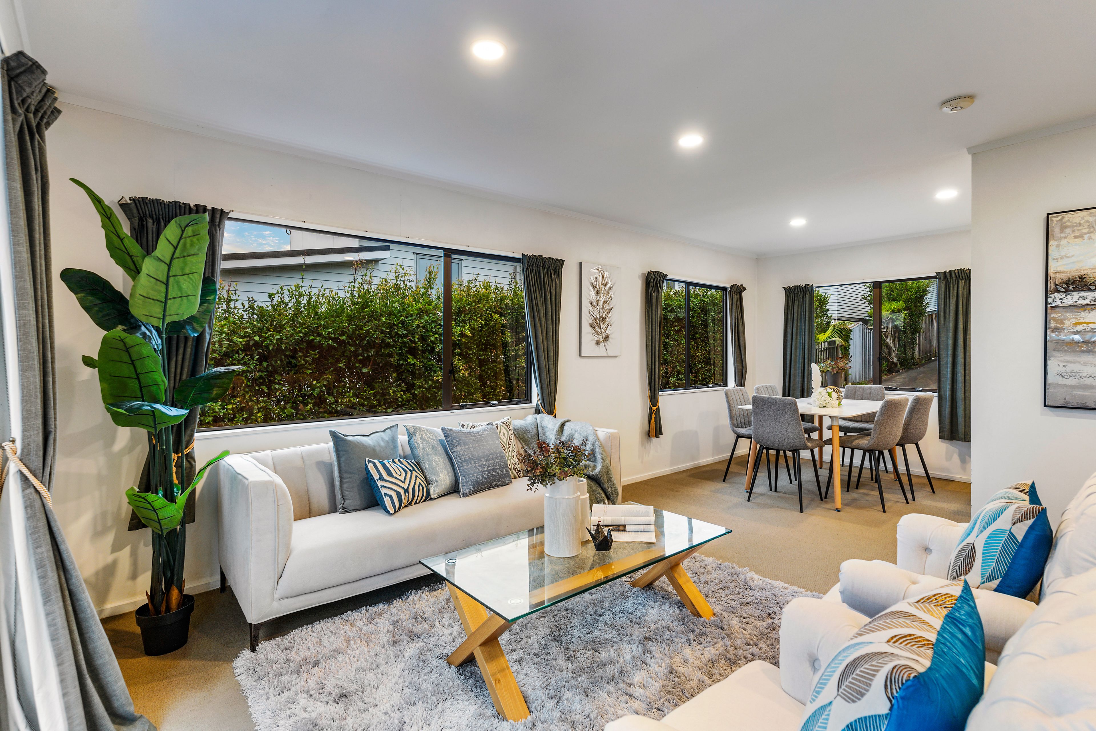 2/9 Varlene Terrace, Forrest Hill, North Shore City